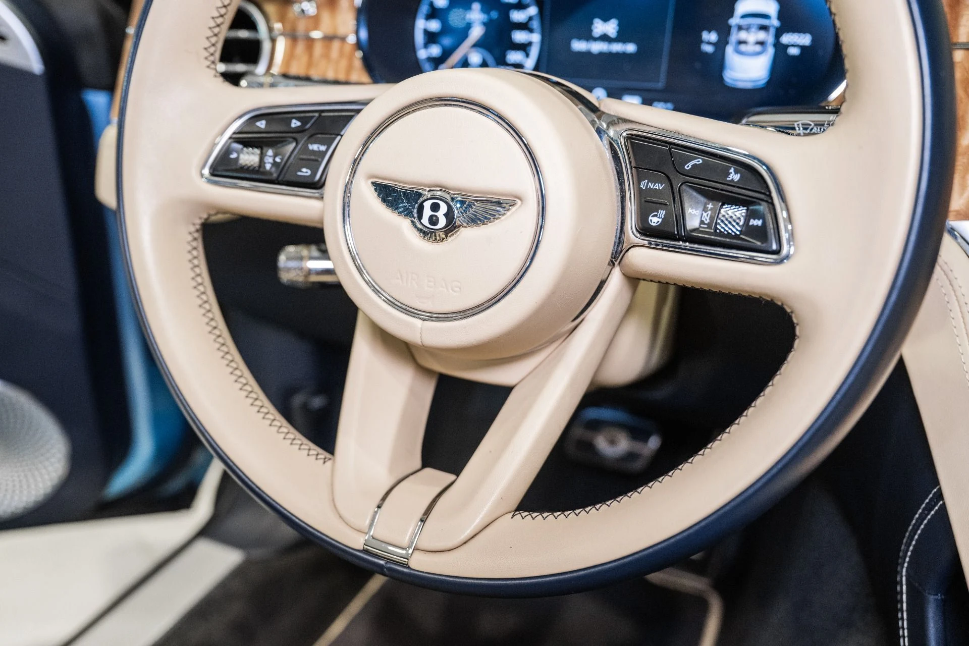 mph042_3236731801_Used_2023_Bentley_Continental_GTC_V8_1772126417_d3e3cfc4d6