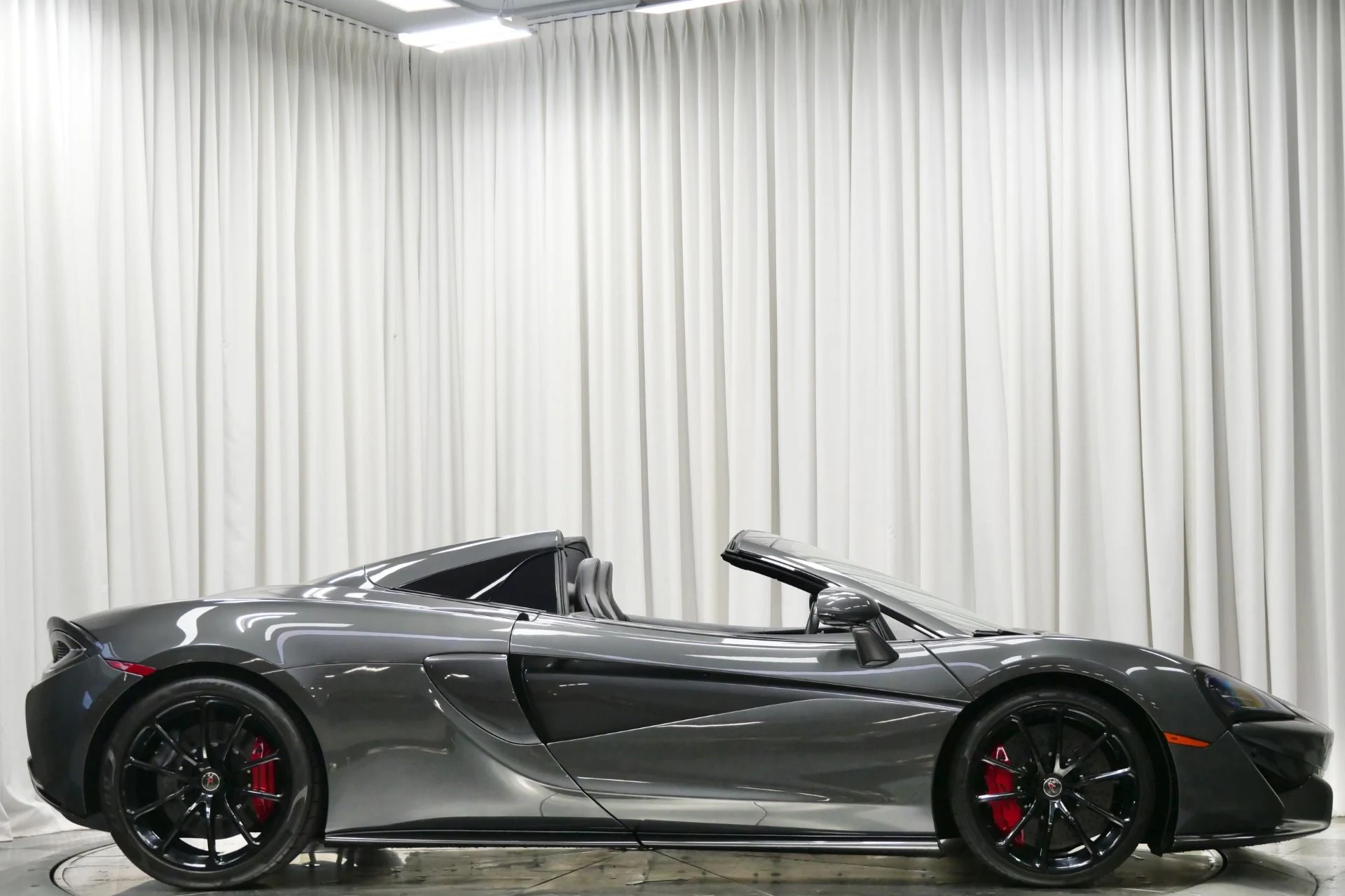 mph042_3264104739_Used_2018_Mc_Laren_570_S_Spider_1758898773_6633f75662