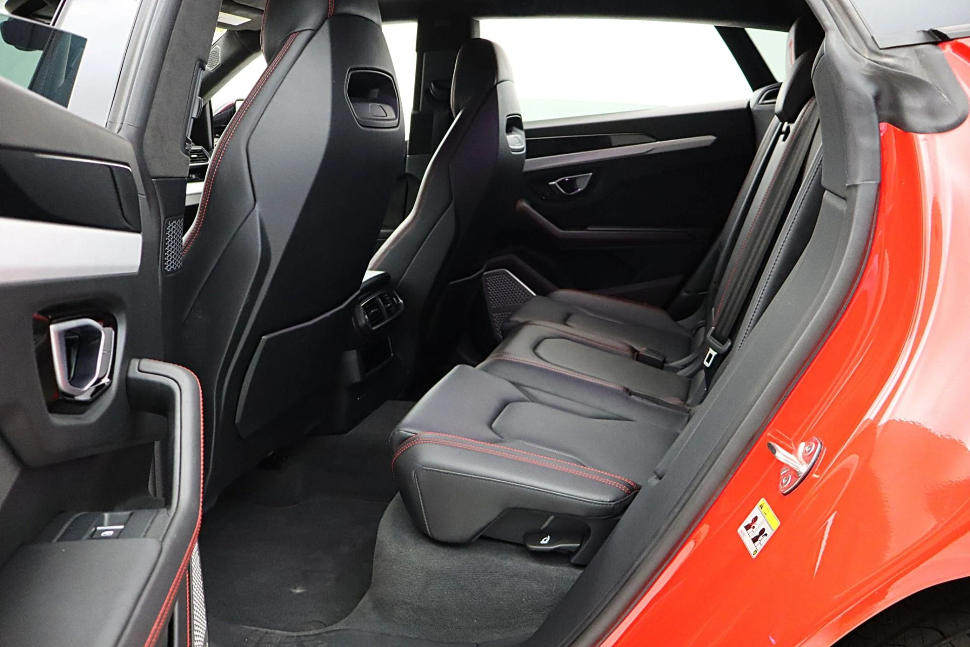 mph042_3266100431_Used_2020_Lamborghini_Urus_c8c0e1c3c9