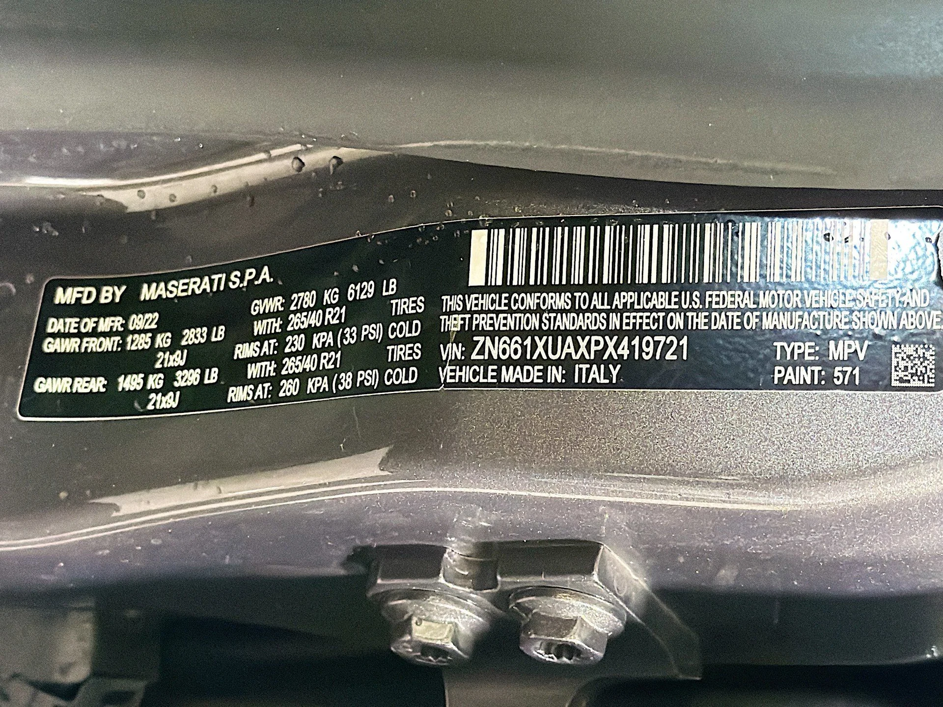 mph042_3267930903_4704b77abae9c37efb108238b09f7260_09976aec41