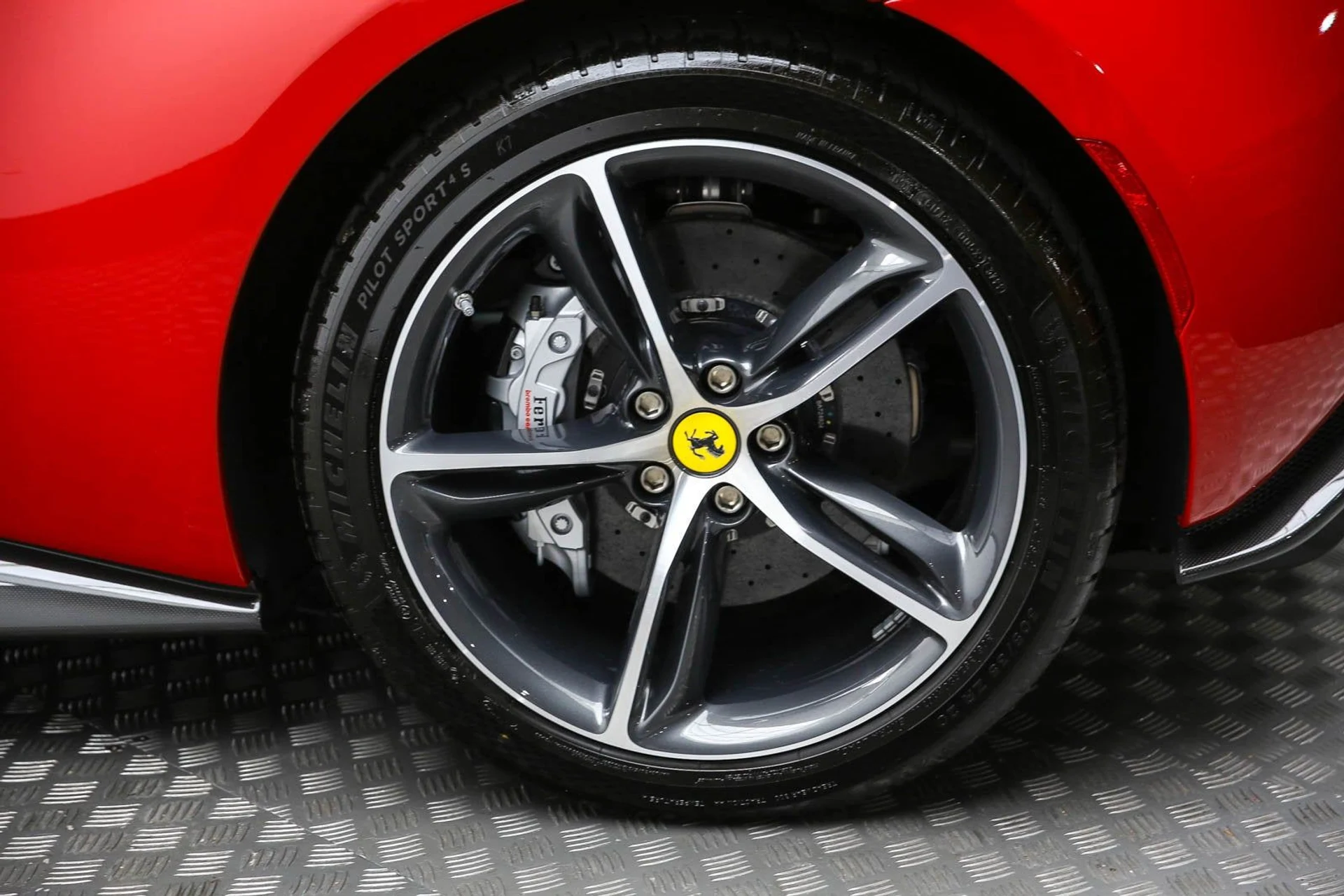 mph042_3269524053_9d56208f9273412e808cd4e563130cba_3426daf7a3