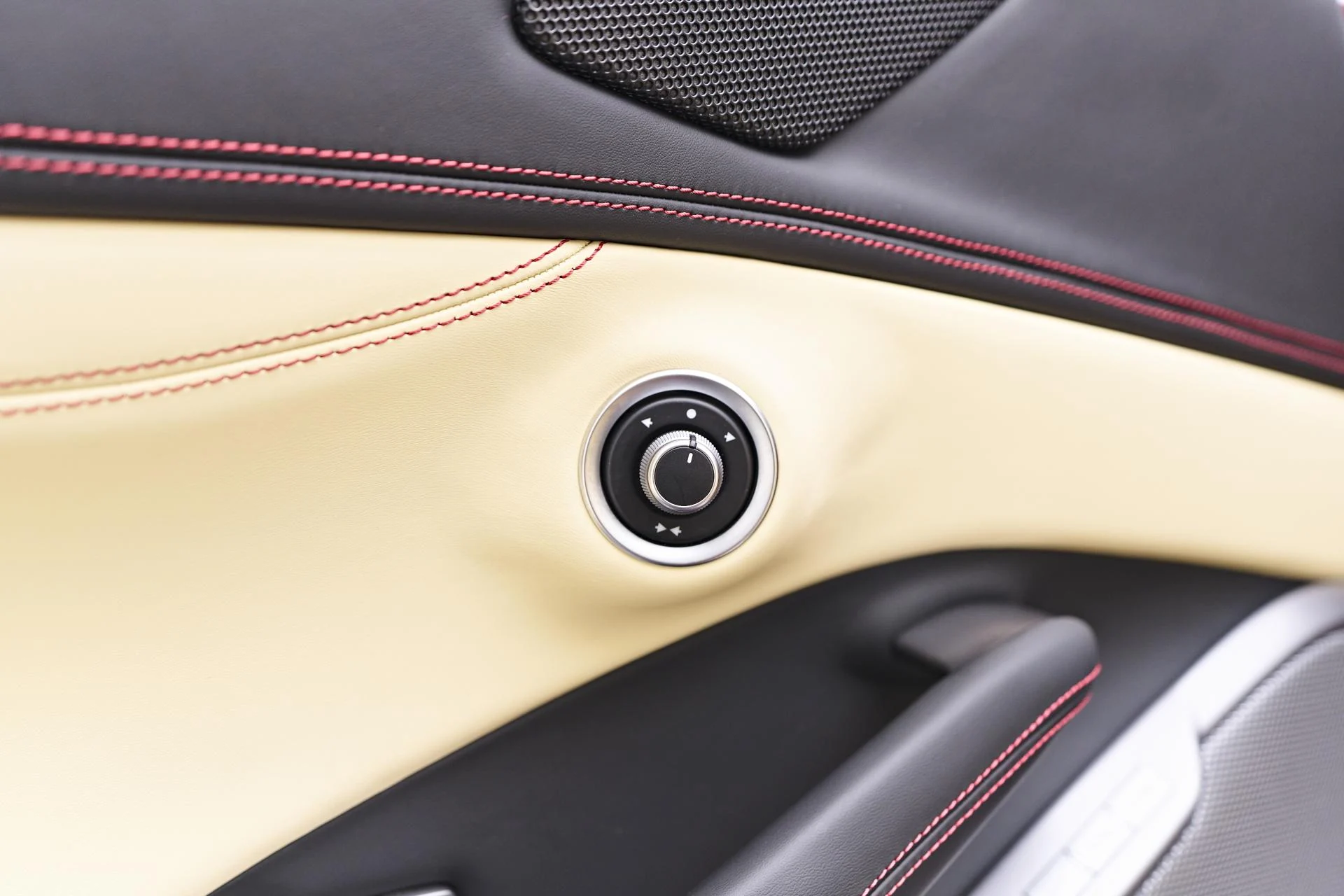 mph042_3280497472_Used_2022_Ferrari_Portofino_Base_1752263914_059fa83b93