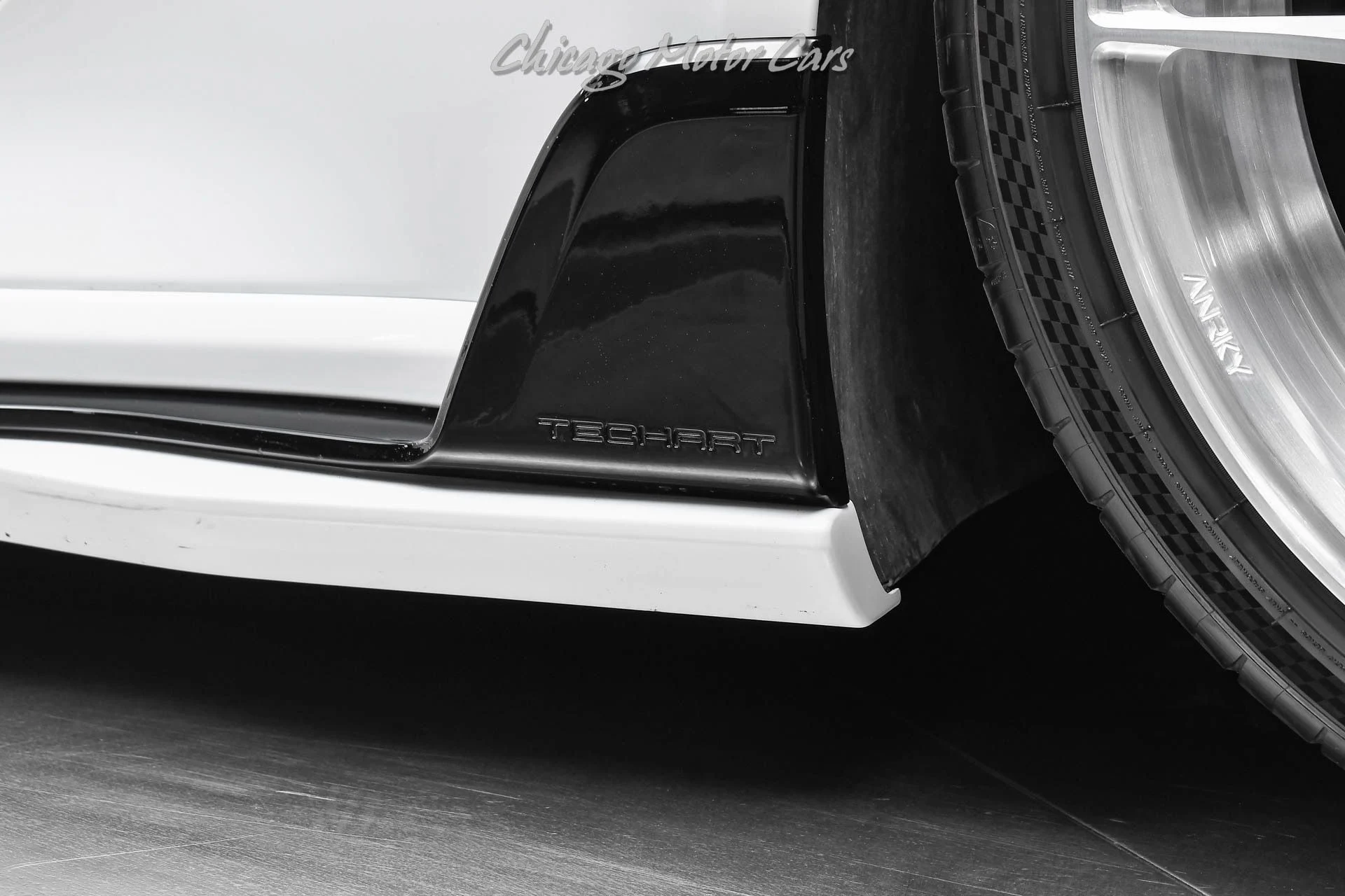 mph042_3307940343_13348_p43_l_b781285f8c