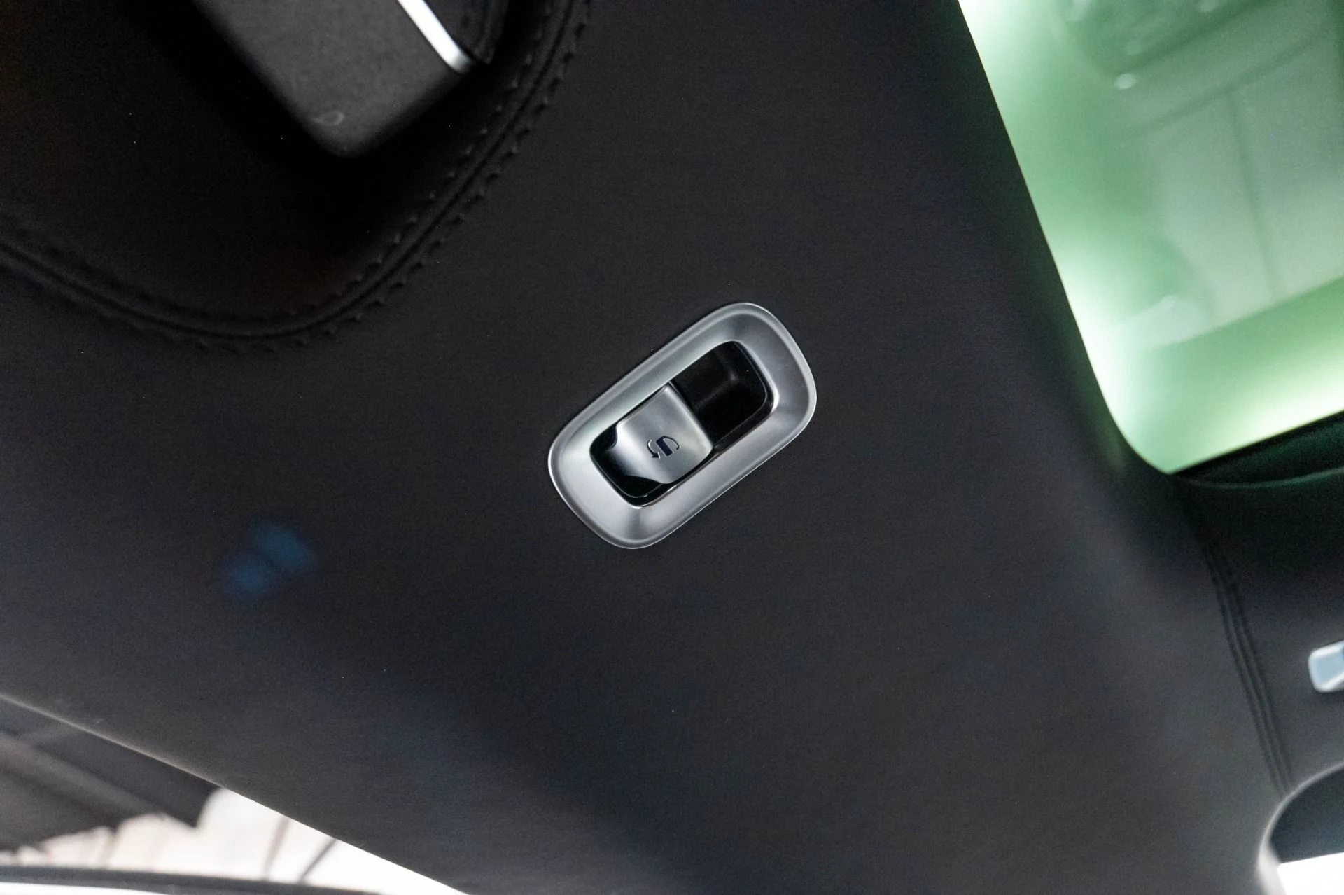 mph042_3310397115_Used_2024_Mercedes_Benz_S_Class_Maybach_S_680_4_MATIC_1777501614_d0889718ba