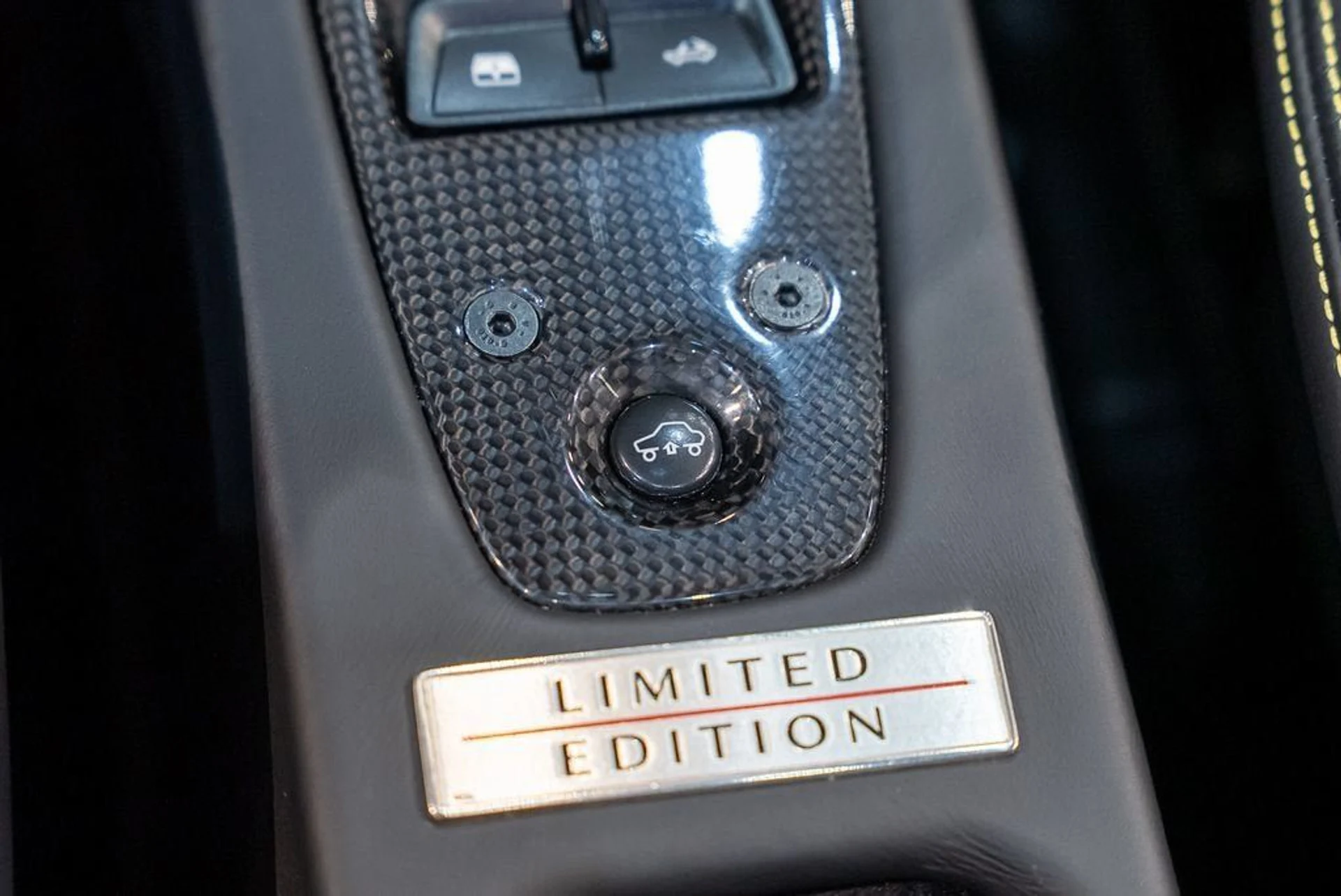mph042_3332834105_0debcea12d8b8b82162014a39b31d9c3_9cf35fb3de