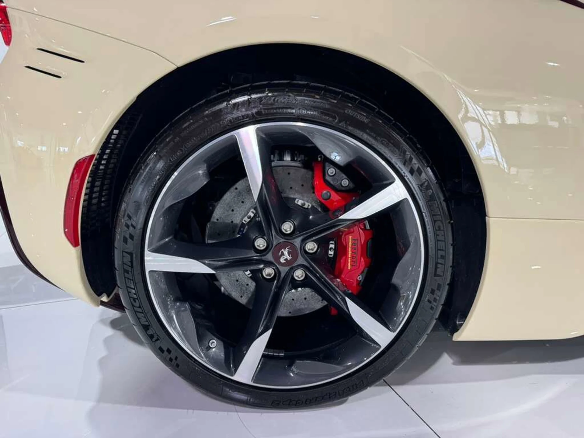 mph042_3333568652_e11e9787c6f87c81763e673da3f0c5ba_1a3cc95cf6