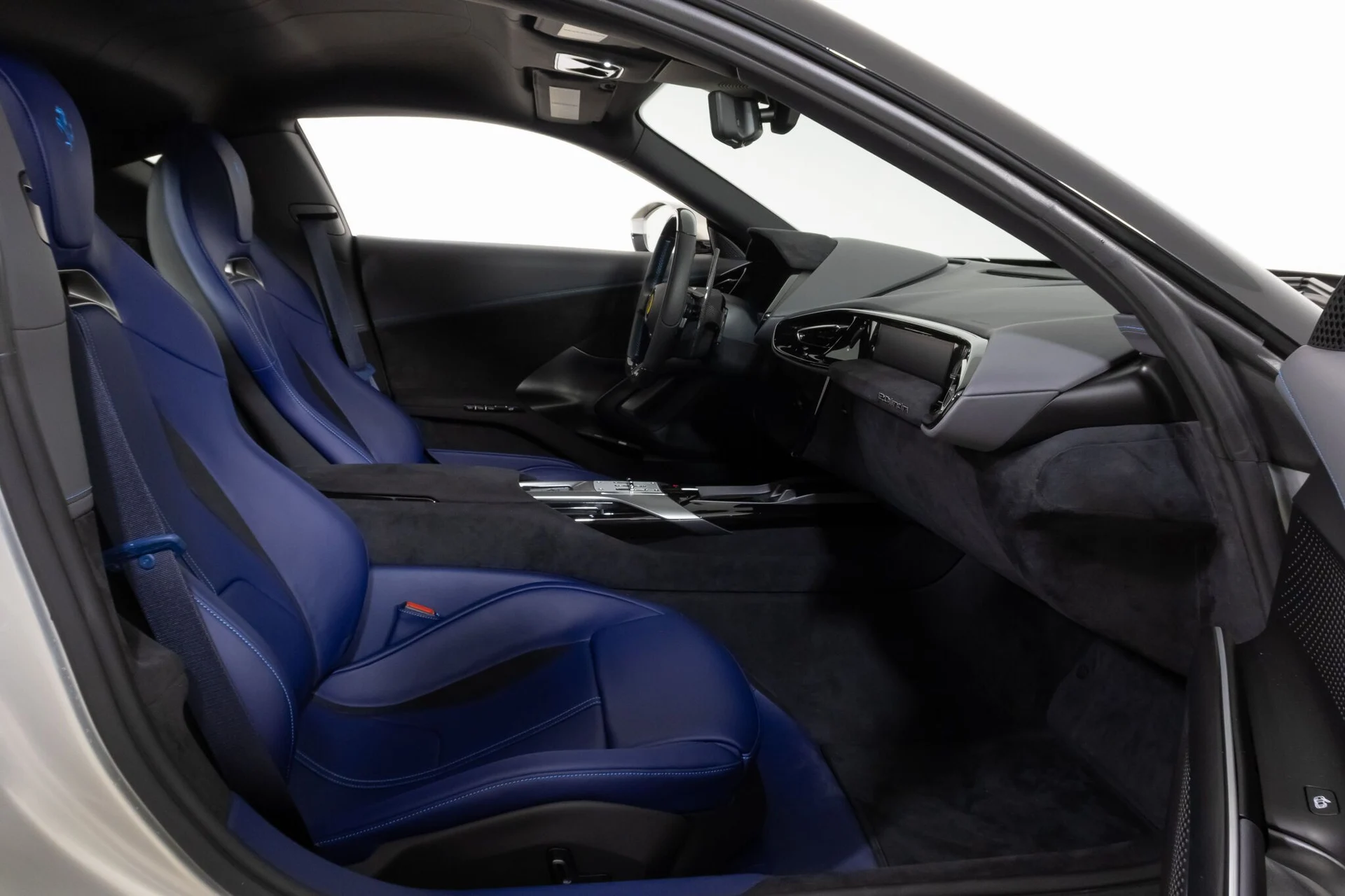 mph042_3338011566_f6e12882dcbad14d44b6700587f8ae87_00eea103e7