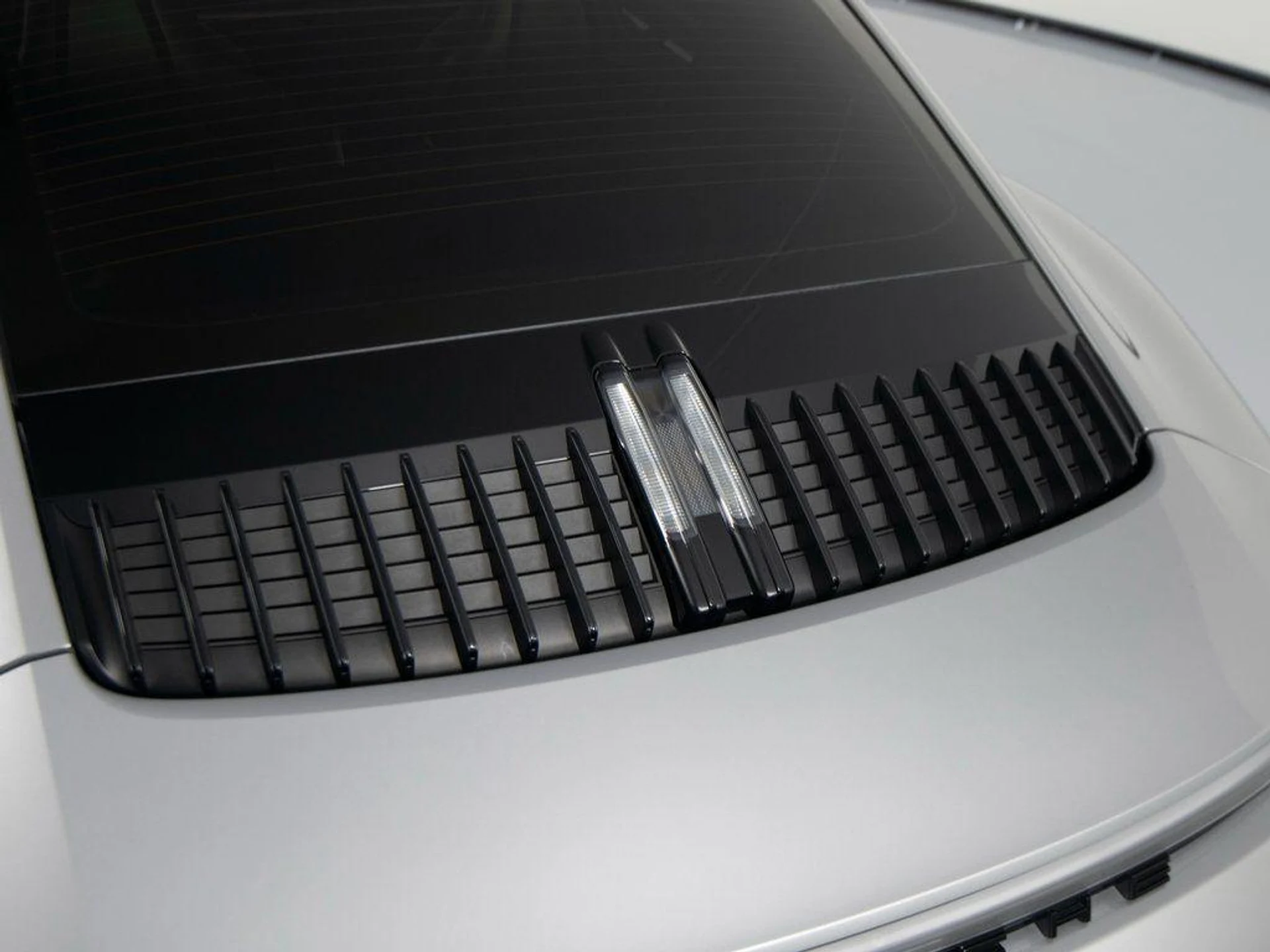 mph042_3343971689_h4_N8mvr9_Fm_HC_5_M0f0i_B_Sva_Ns_BRQ_8ecddce6c8