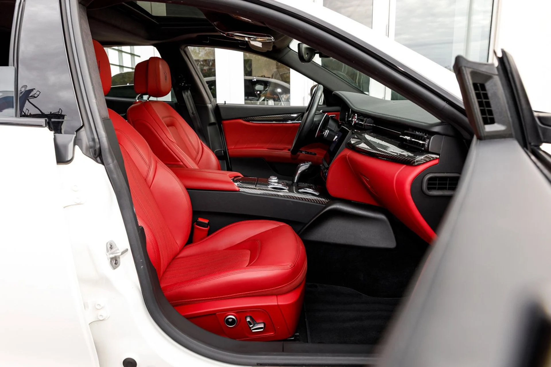 mph042_3349167058_acedff6dd3efb76c6ee56a286686fd58x_ff2709a058