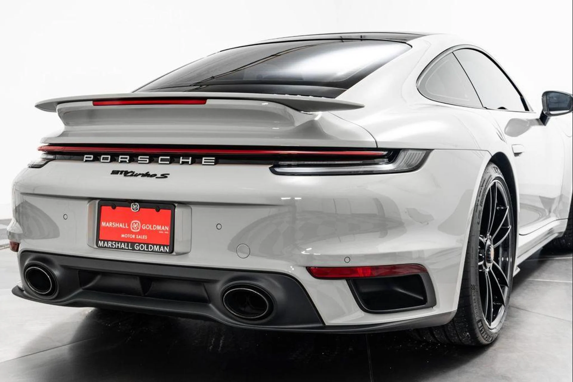 mph042_3366673558_D_Qe_D_wfxlo_W_Nly_Ax_C_Mkov_Q_Fd_KKY_4ef4c729d2