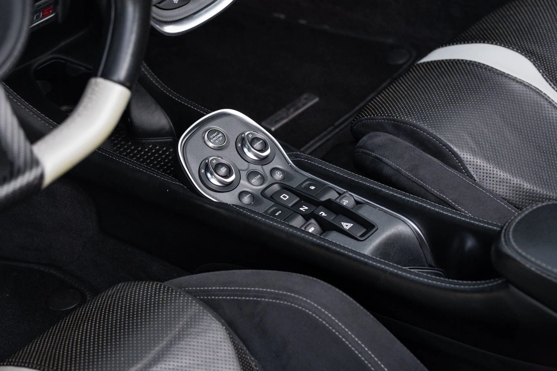 mph042_3368297463_Used_2018_Mc_Laren_570_S_Spider_1773949539_950b9bc98c