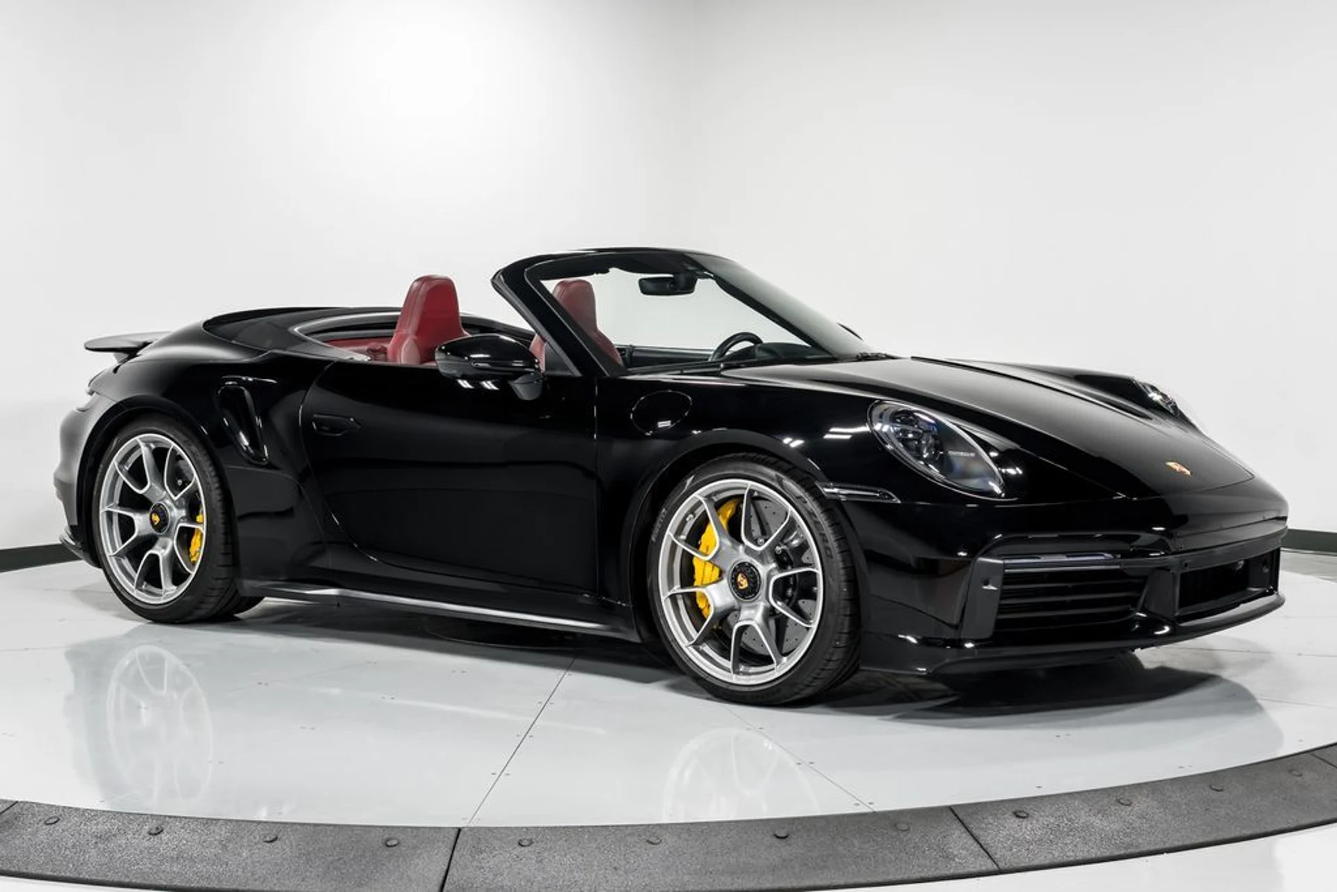 mph042_337235710_4511a9d5d4af96d094f3677e79d15843x_d0696247ea