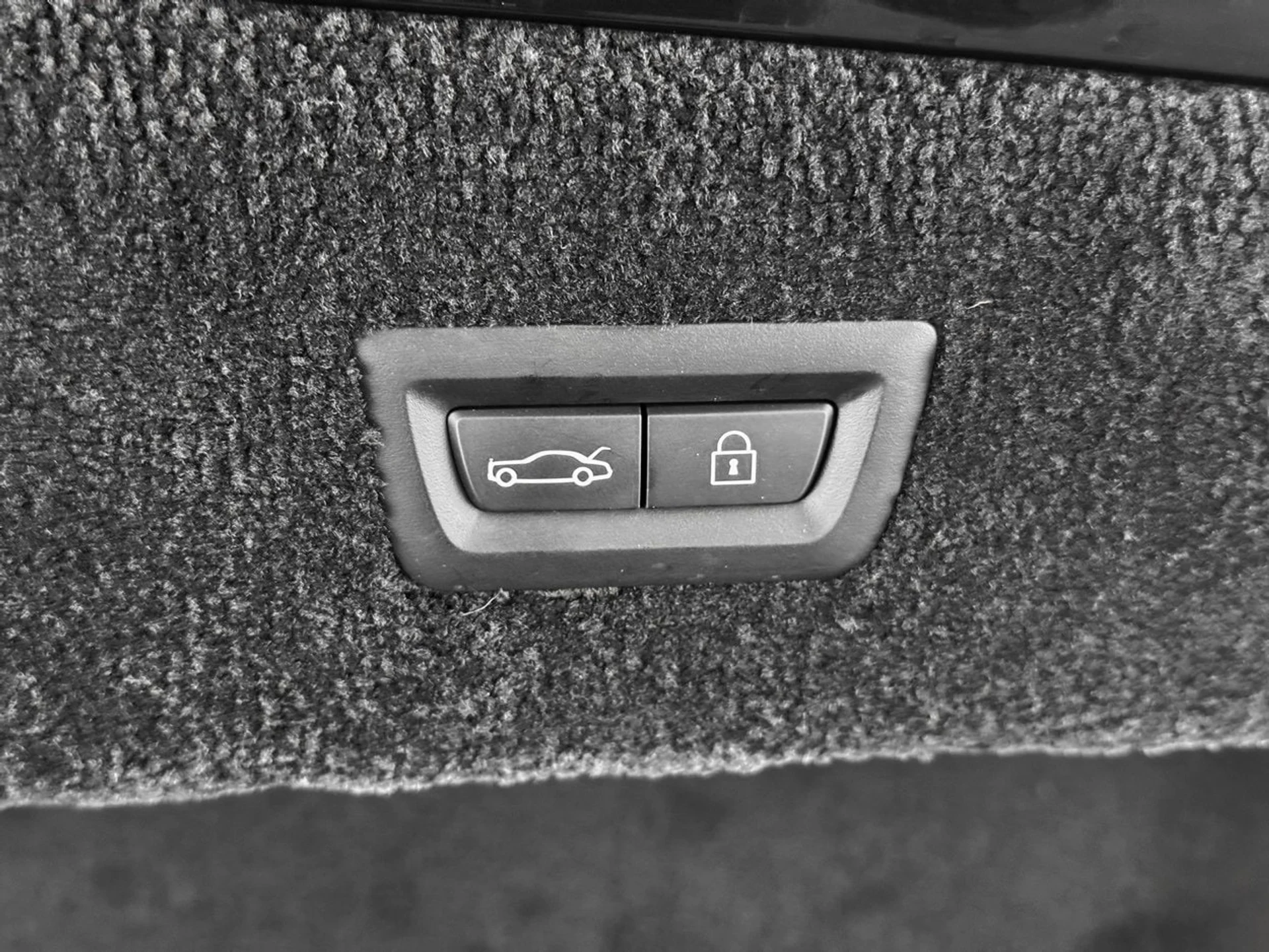 mph042_338160042_c3eaff5c8ab02b942e3681b7c33a5003x_a9a7b58811