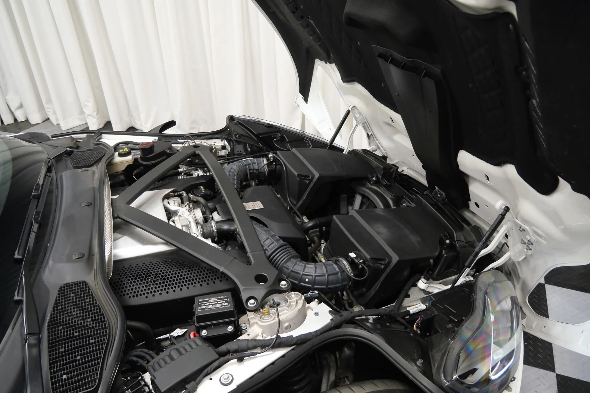 mph042_3383911019_Used_2019_Aston_Martin_DB_11_Volante_Gloss_Black_Bodypack_Heated_and_Ventilated_Seats_1764691005_da1fc58d9d