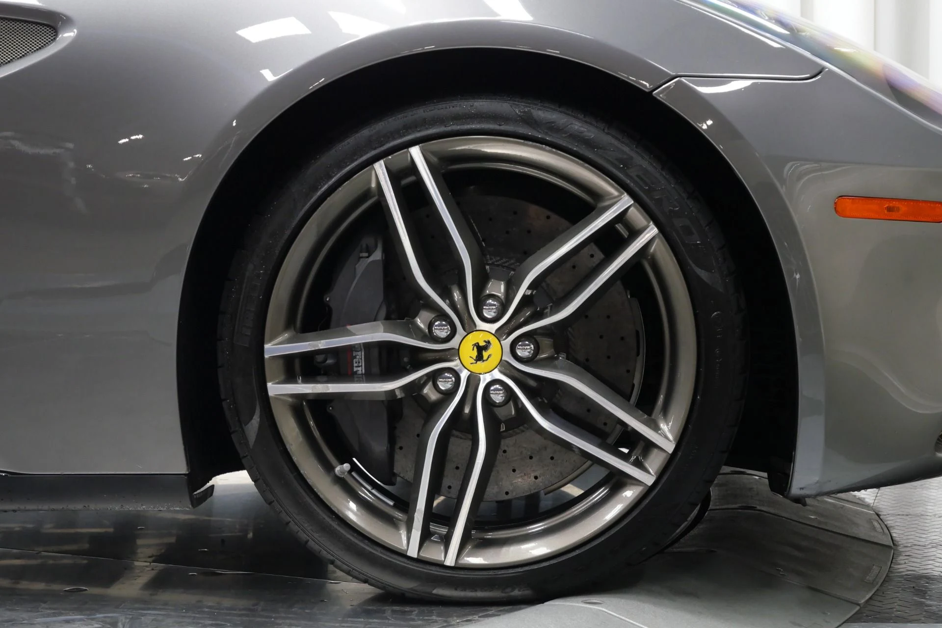 mph042_3384775818_Used_2014_Ferrari_FF_1760547739_eb5970158e