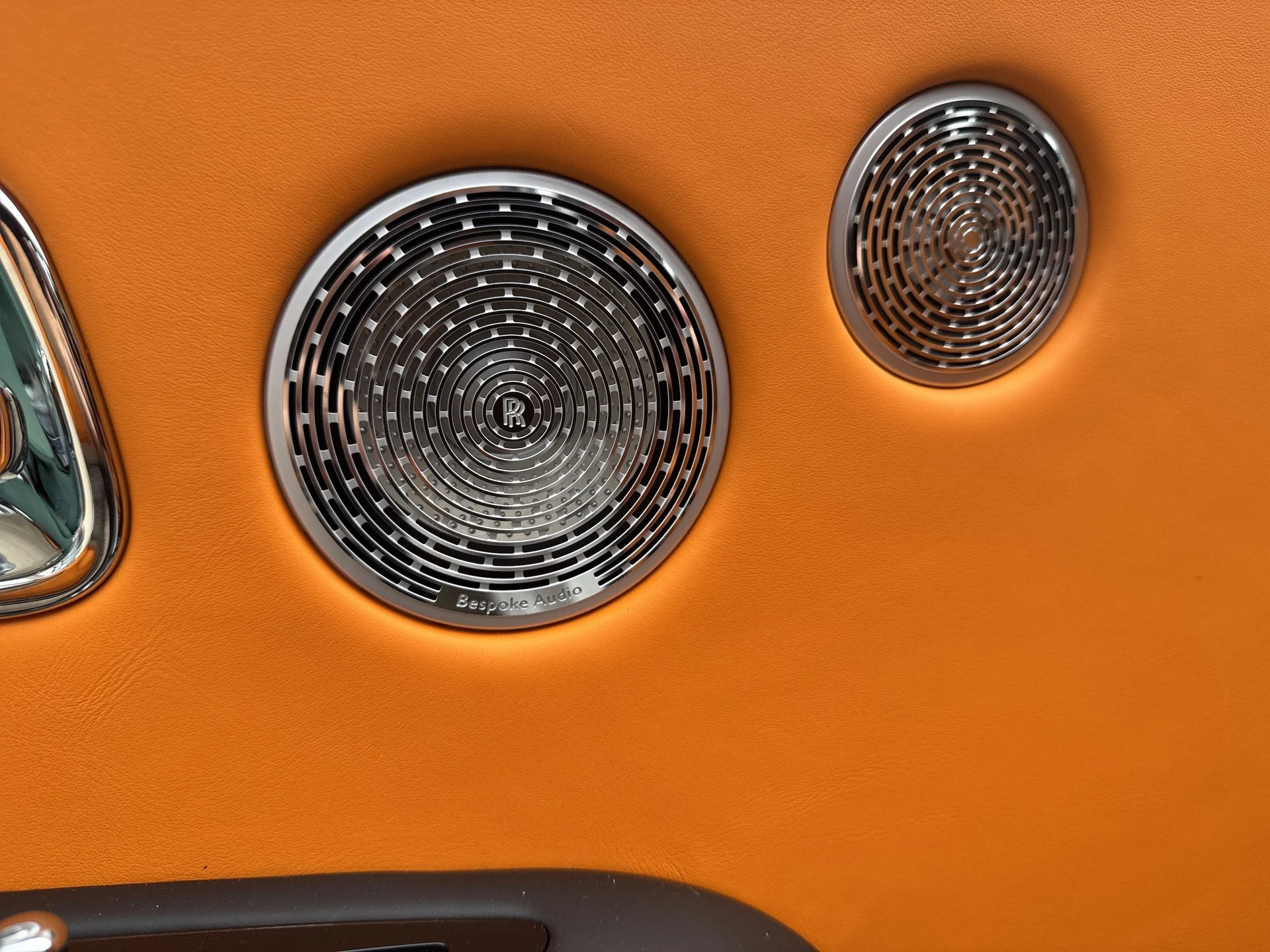 mph042_3387493660_ccda1f4168cb5584e532467e467c89eex_c053314228