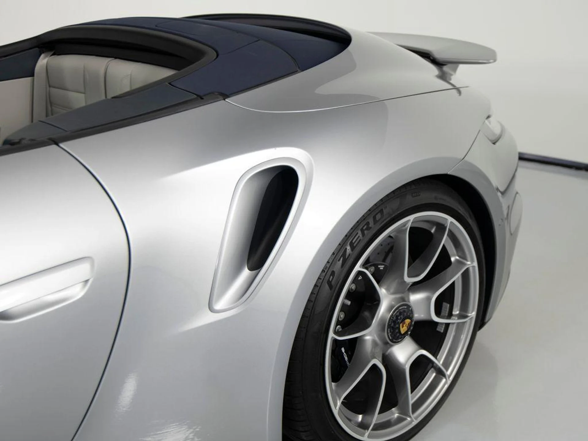 mph042_3388231957_ap_Xzx8_B_Bgvn7z_Rz_Se_Kbf8_Es_T_Uuw_b657718e5d