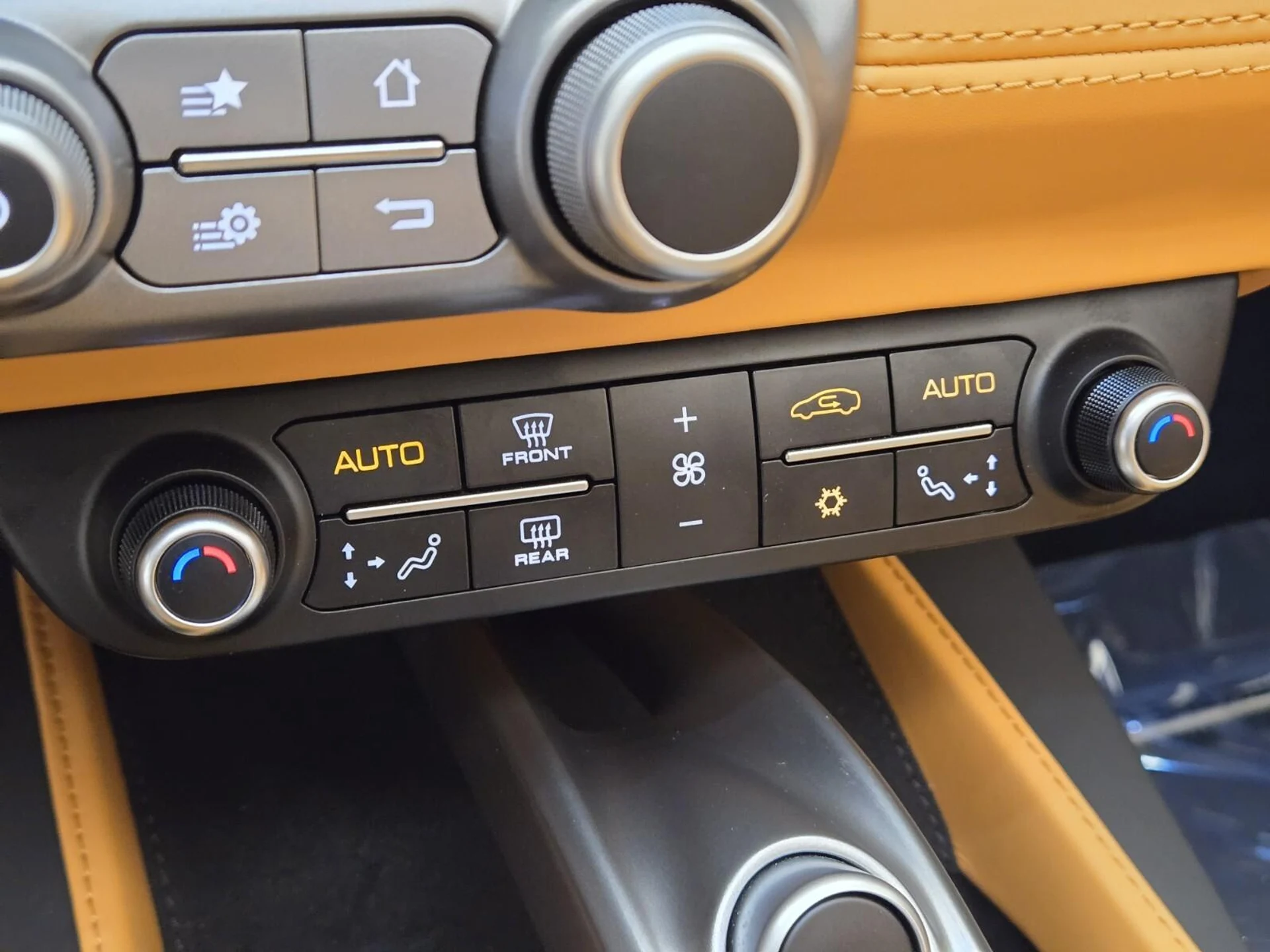 mph042_3395376462_Used_2019_Ferrari_Portofino_1753251692_cf2892ee0d