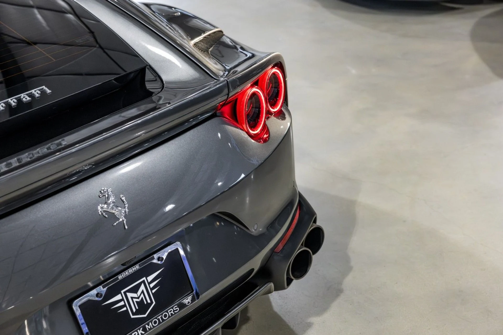 mph042_3418113319_Qw_dfff75c866