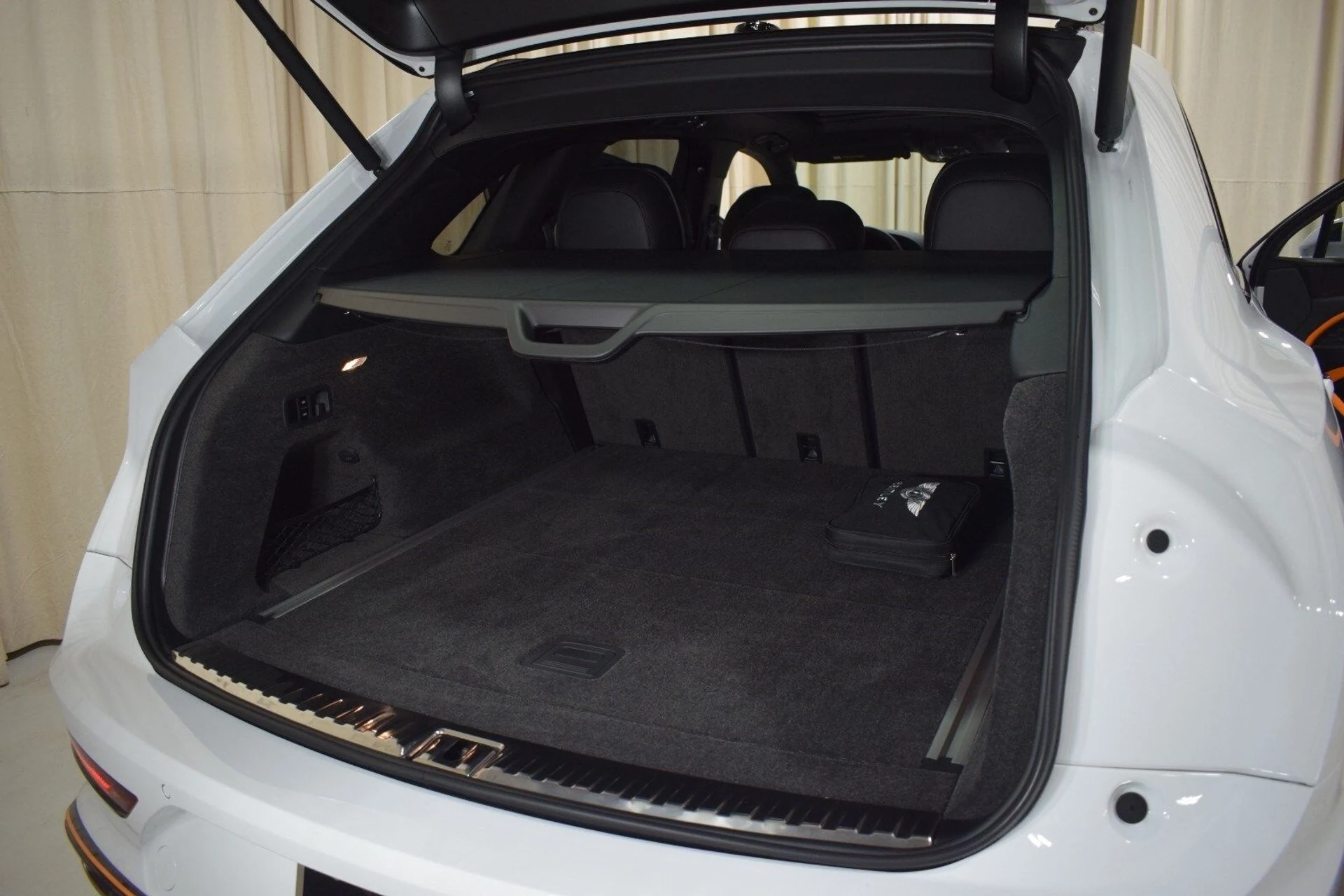 mph042_3427600517_dd32d49d64d1c84419f121c496b755d5x_61da4ed6d9