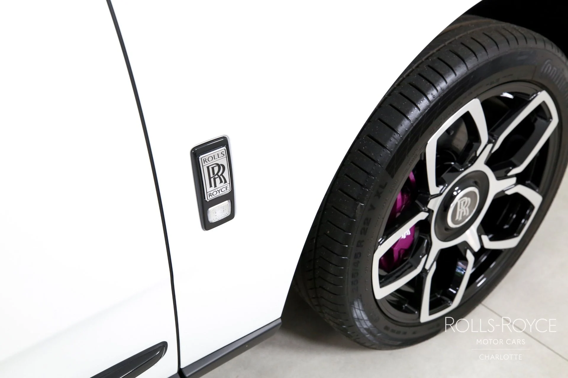 mph042_3429909029_Used_2024_Rolls_Royce_Cullinan_1750949960_79e697b452