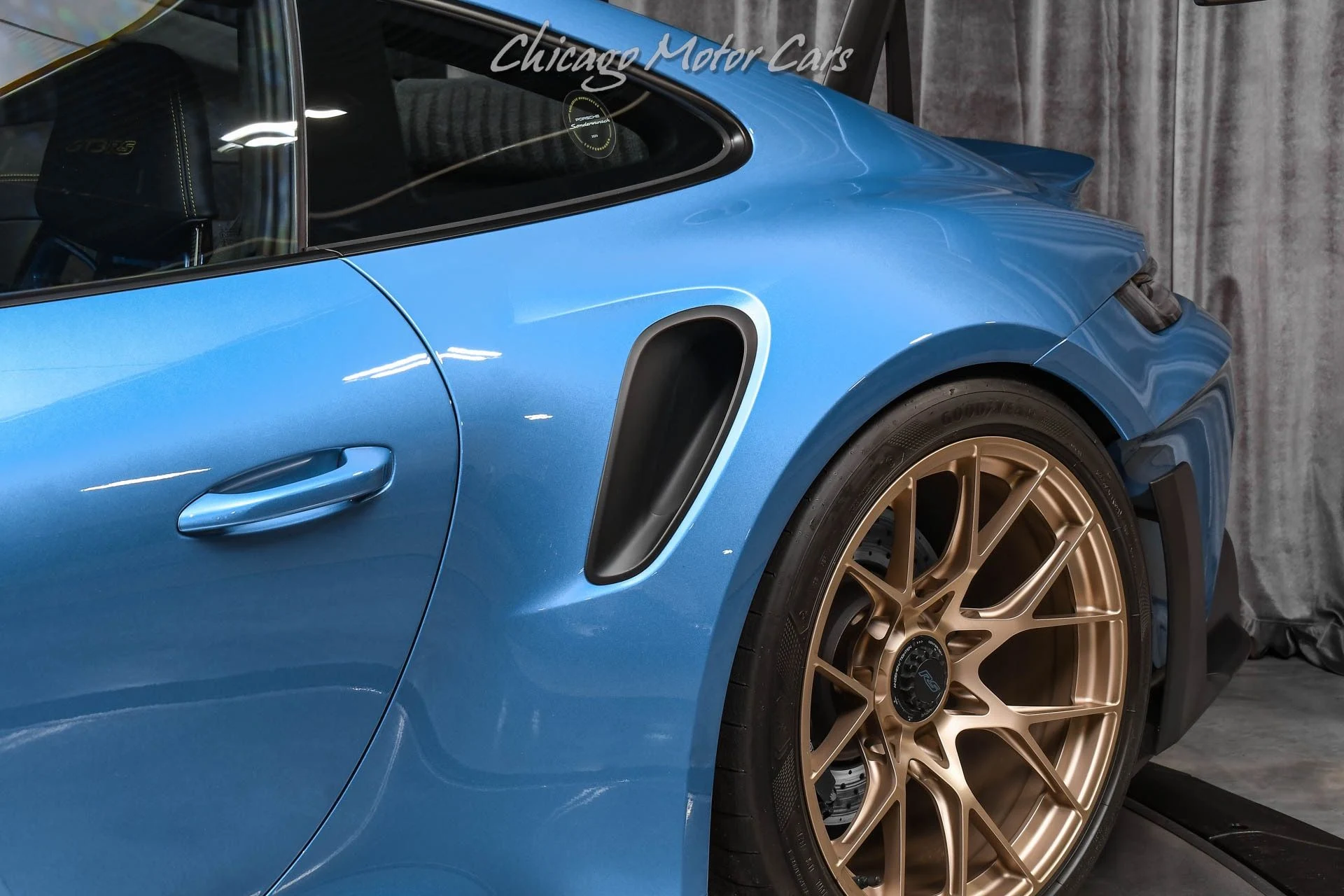 mph042_3431888589_13368_p43_l_90cb19416d