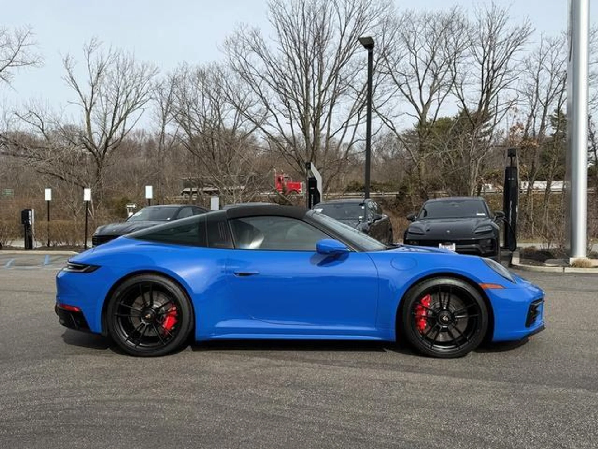 mph042_3437289081_y_Qo0bm_F_Mf_Lze_Rg_UG_9q_J4_F_Zh_Gh8_I_709dfc03bf