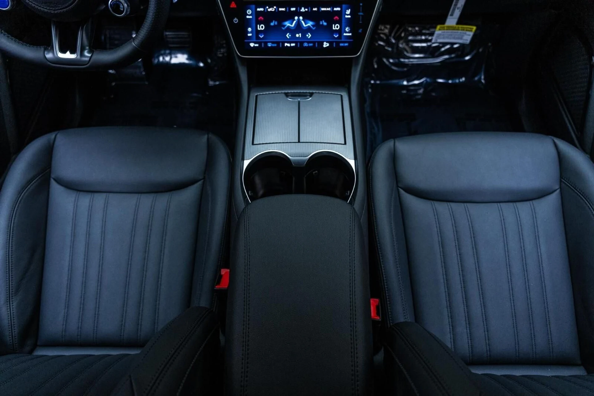 mph042_3454014689_Used_2024_Maserati_Grecale_GT_1761369442_ae47bf5e2e