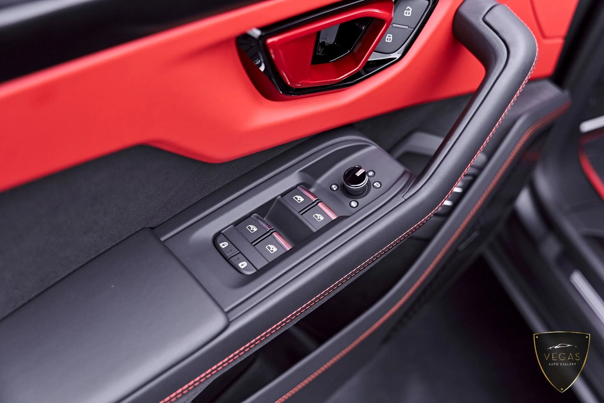 mph042_3473272622_Used_2026_Lamborghini_Urus_SE_1782163571_c84d8c5666