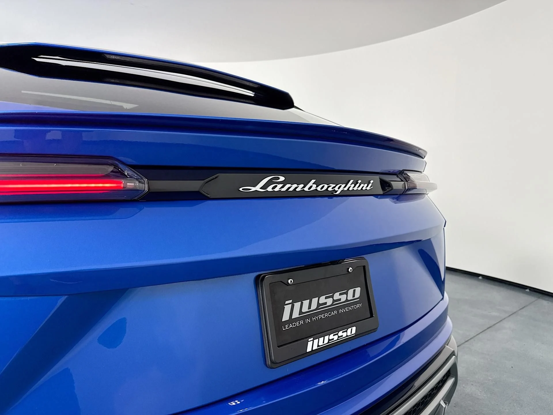 mph042_3479746547_Used_2021_Lamborghini_Urus_1783027587_11c71c963f