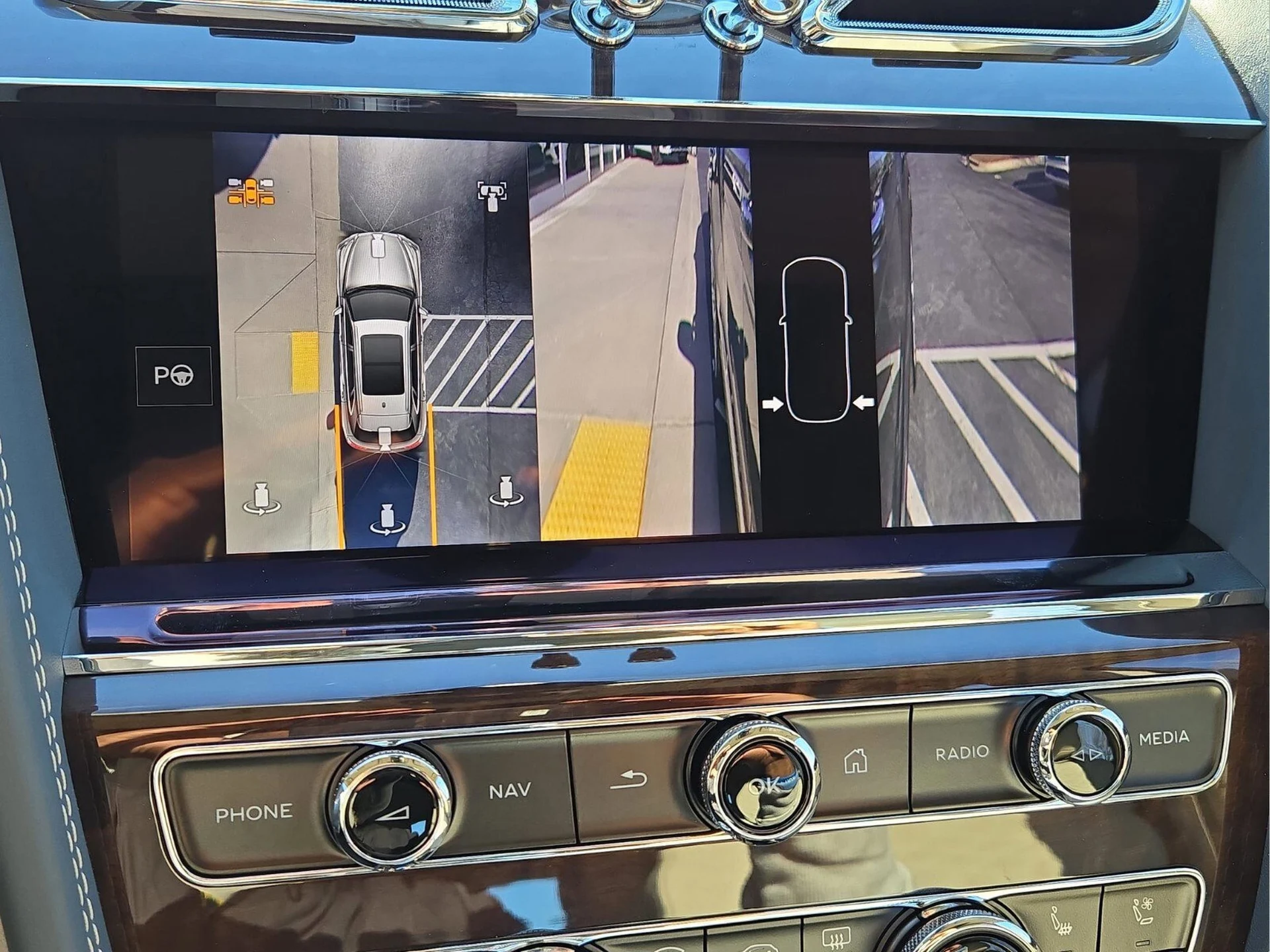 mph042_3479901464_44778d9b1c7aaf3291ed66ccd44fab13x_3c794ced26