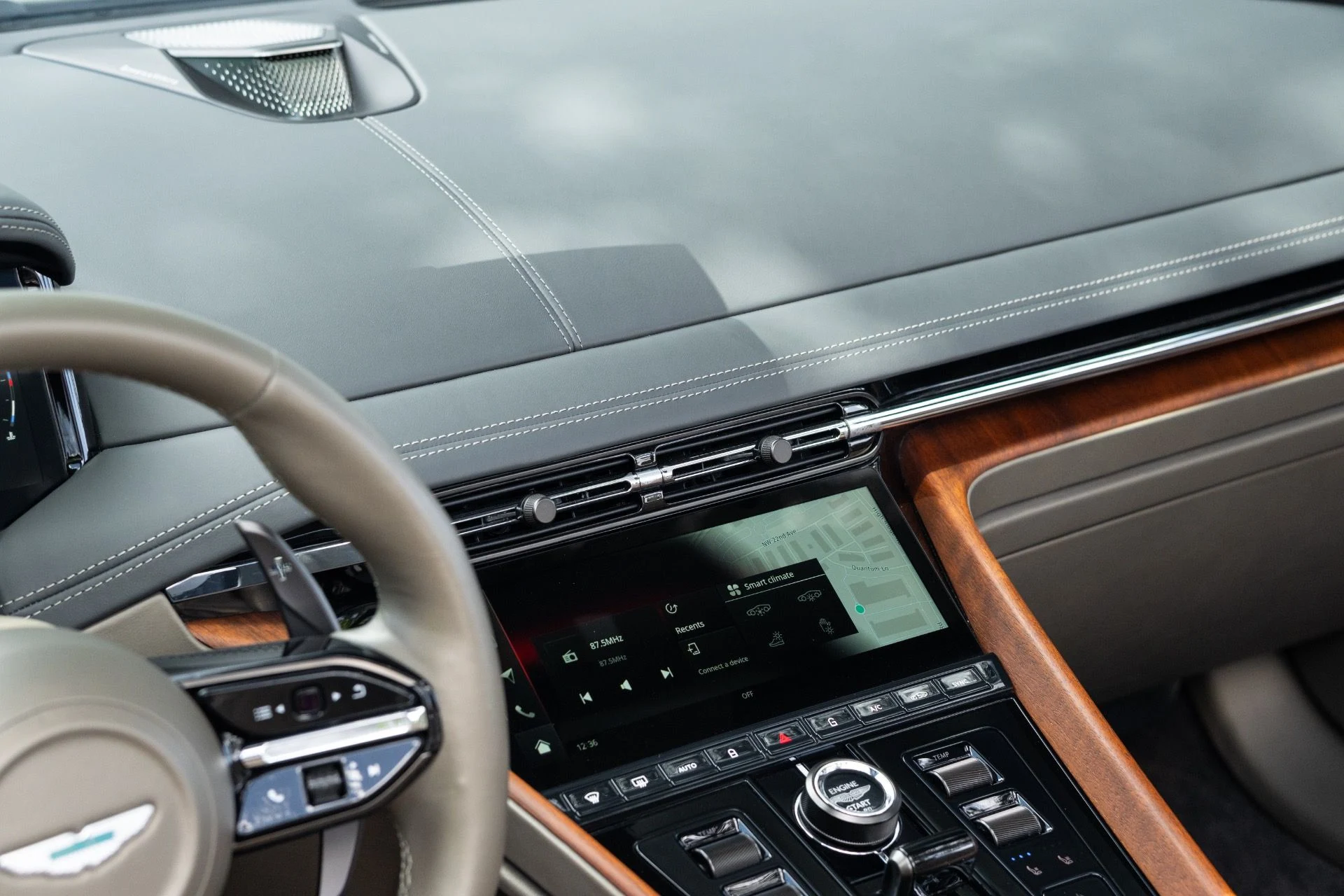 mph042_3481846027_Used_2024_Aston_Martin_DB_12_Volante_1777693541_f427b751e9