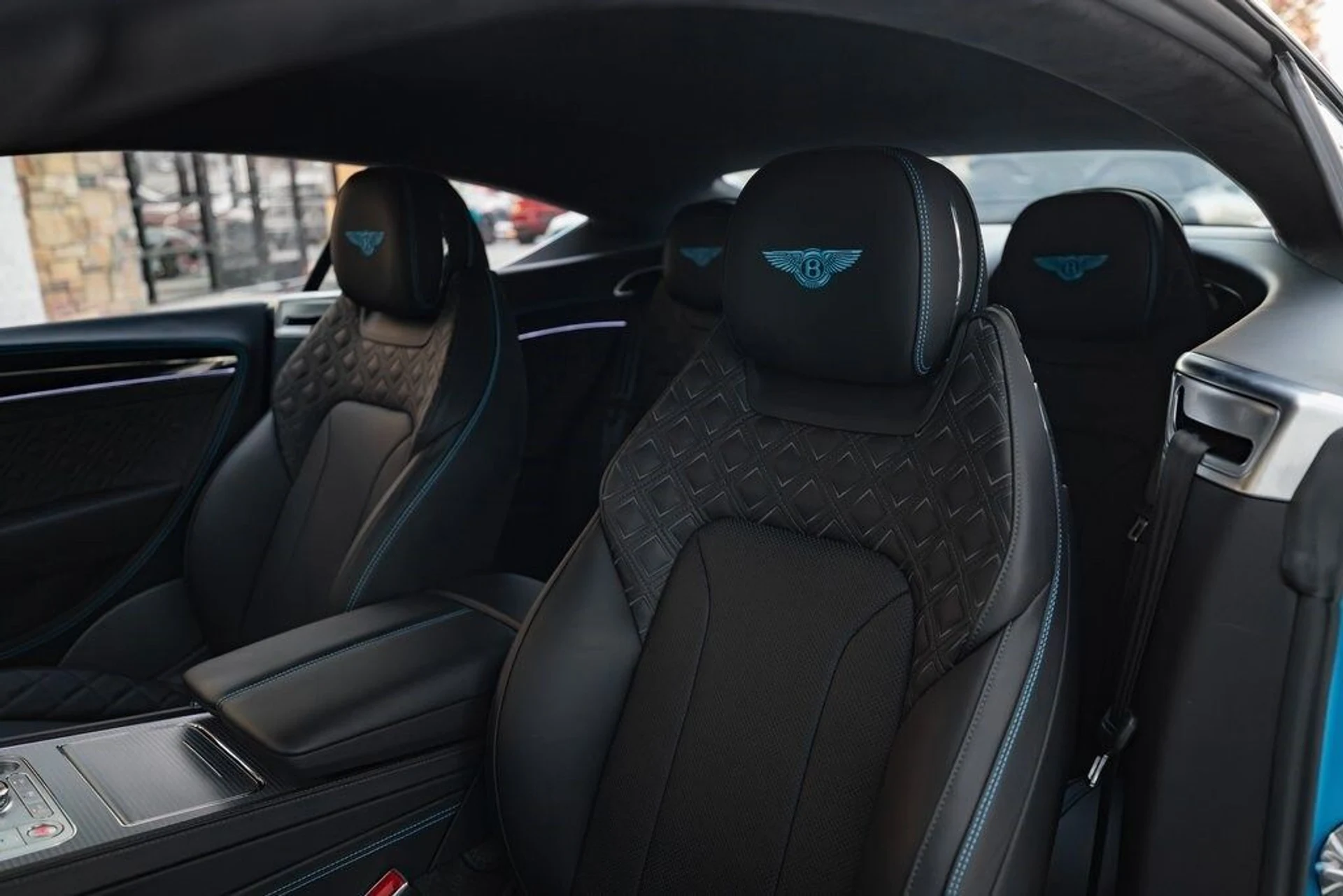 mph042_3494209573_6351dbb49d1e5948a35701a67f4d904bx_f330f08708