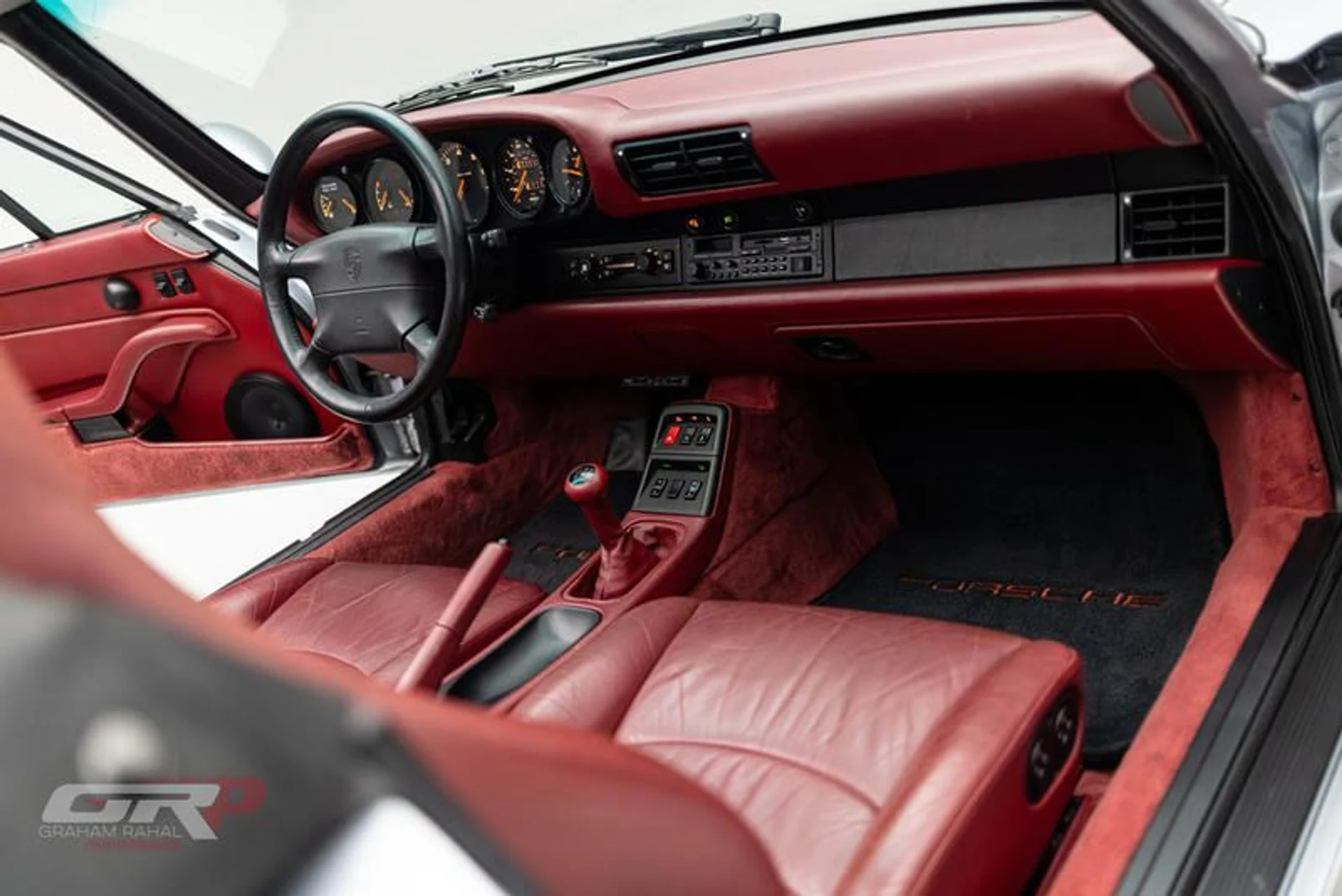 mph042_3510576546_27_C0133_F_2579_4014_8069_D40_FFE_159_A1_E_97e3bfbfa5