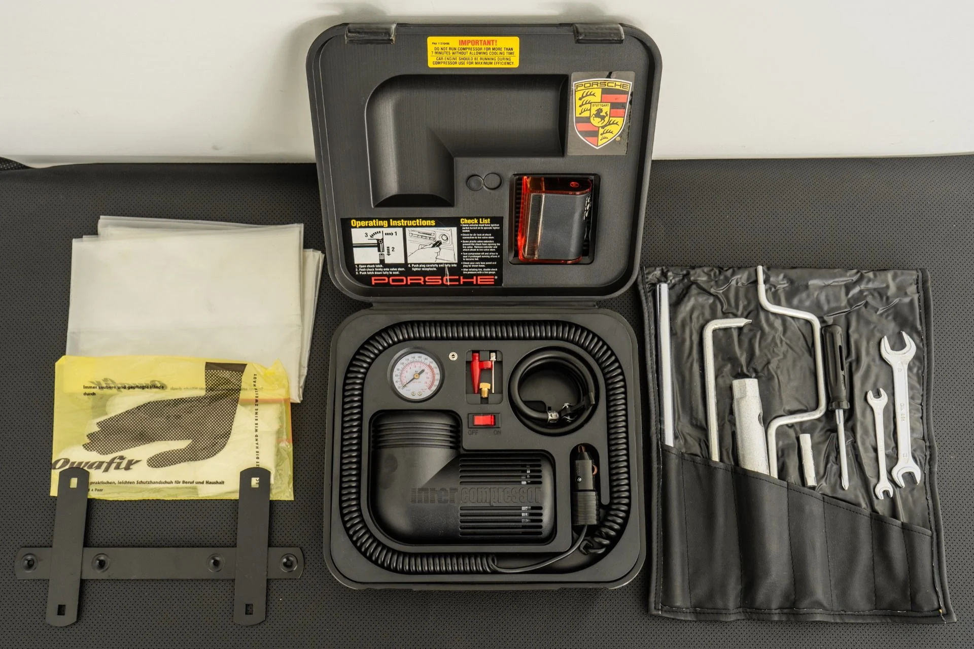 mph042_3563577153_Used_1997_Porsche_911_Turbo_S_Ultra_Low_Miles_Nicest_993_Turbo_S_on_the_Planet_1759858947_b6ae1698bb