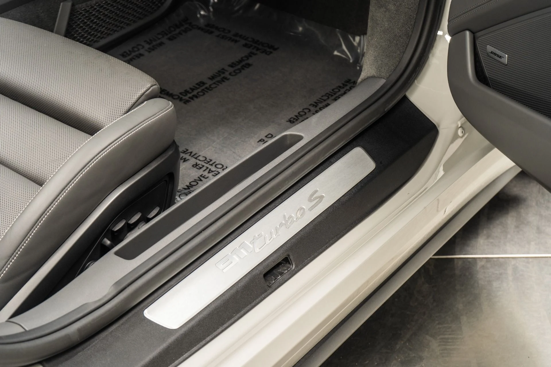 mph042_3574945097_Used_2023_Porsche_911_Turbo_S_Cabriolet_1759781880_7e084ac377