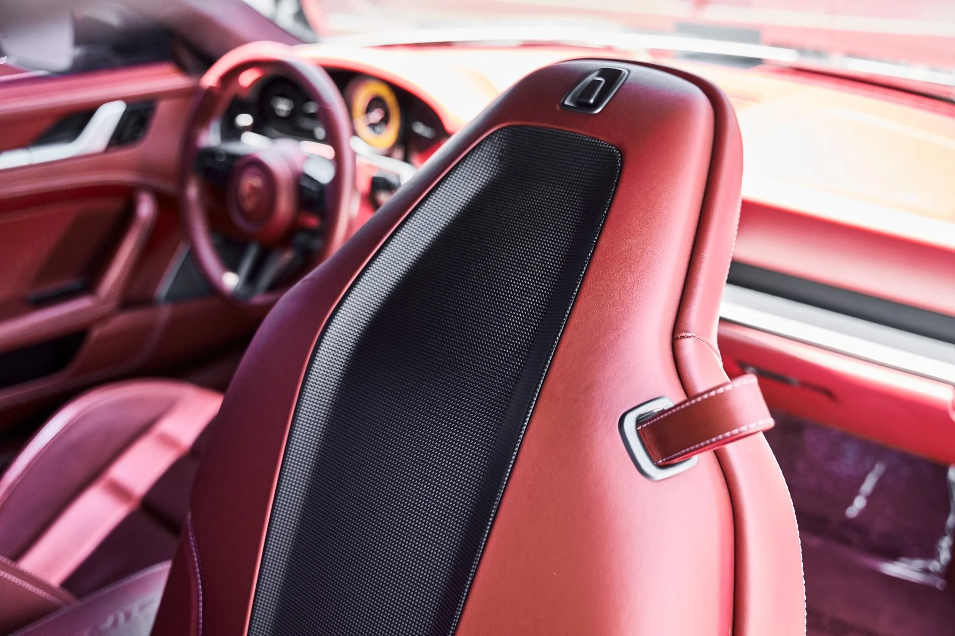 mph042_3578300760_Used_2021_Porsche_911_Turbo_S_1780968358_caacff801e
