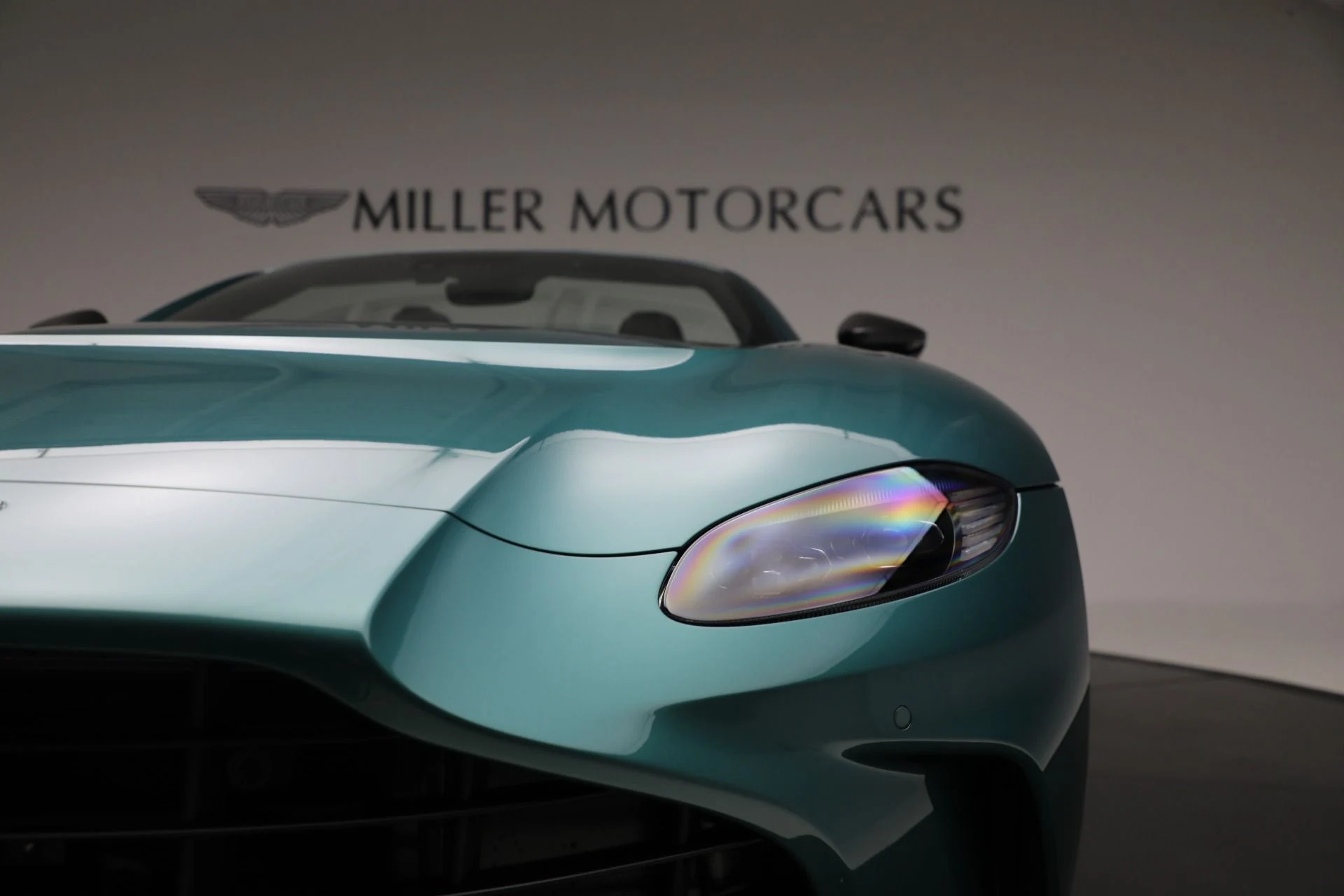 mph042_3580605246_Used_2023_Aston_Martin_Vantage_V12_5b9a875532