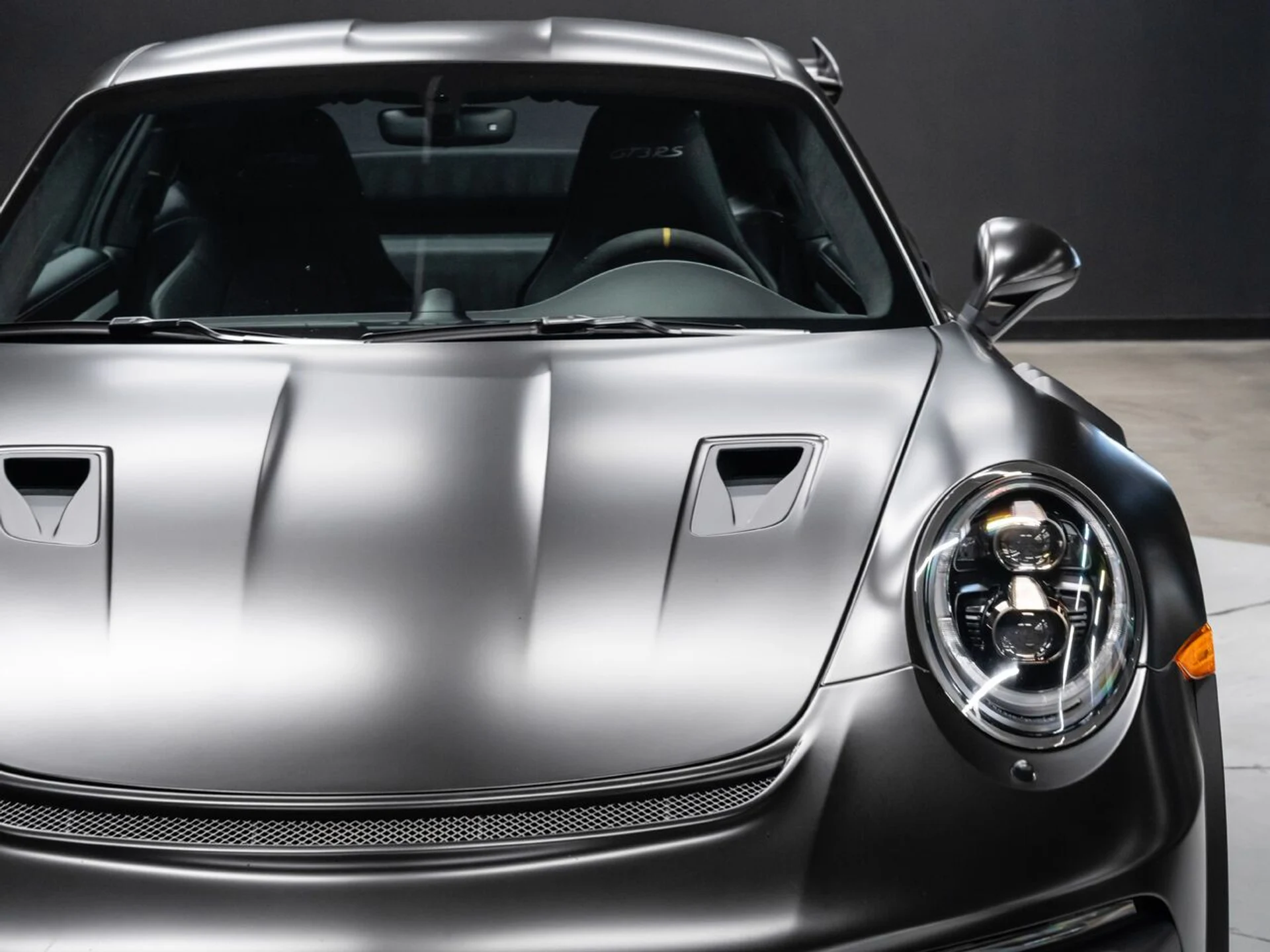 mph042_3590059332_porsche_911_2019_3e7cb52f8a
