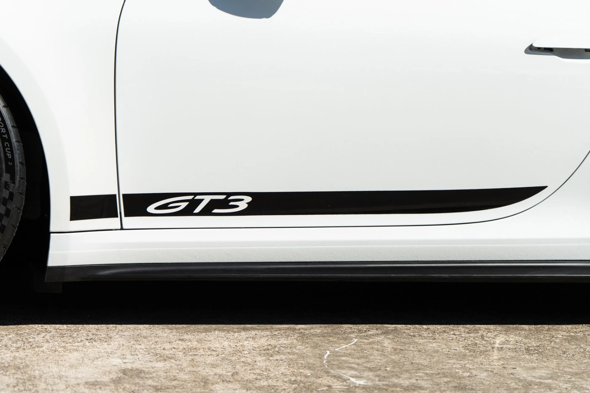 mph042_3596437109_Used_2022_Porsche_911_GT_3_1792707186_6f16c6c59c
