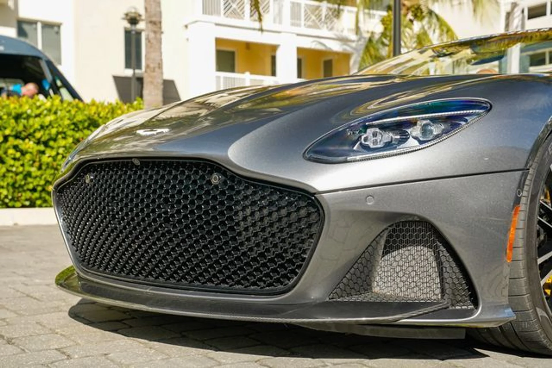 mph042_3604704760_22957582_43_bc0dd08213