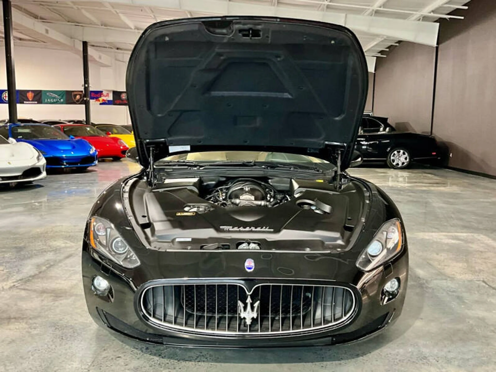 mph042_3626145416_2008_maserati_granturismo_base_2dr_coupe_3893c6b786