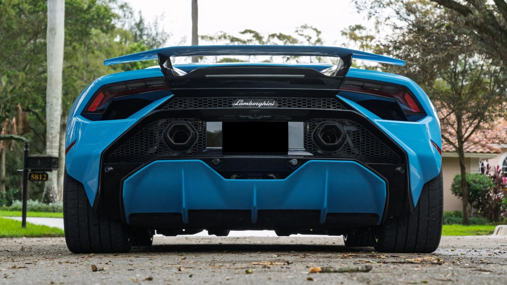 mph042_3626242802_Used_2024_Lamborghini_Huracan_Tecnica_1759426559_3bf134b0fb