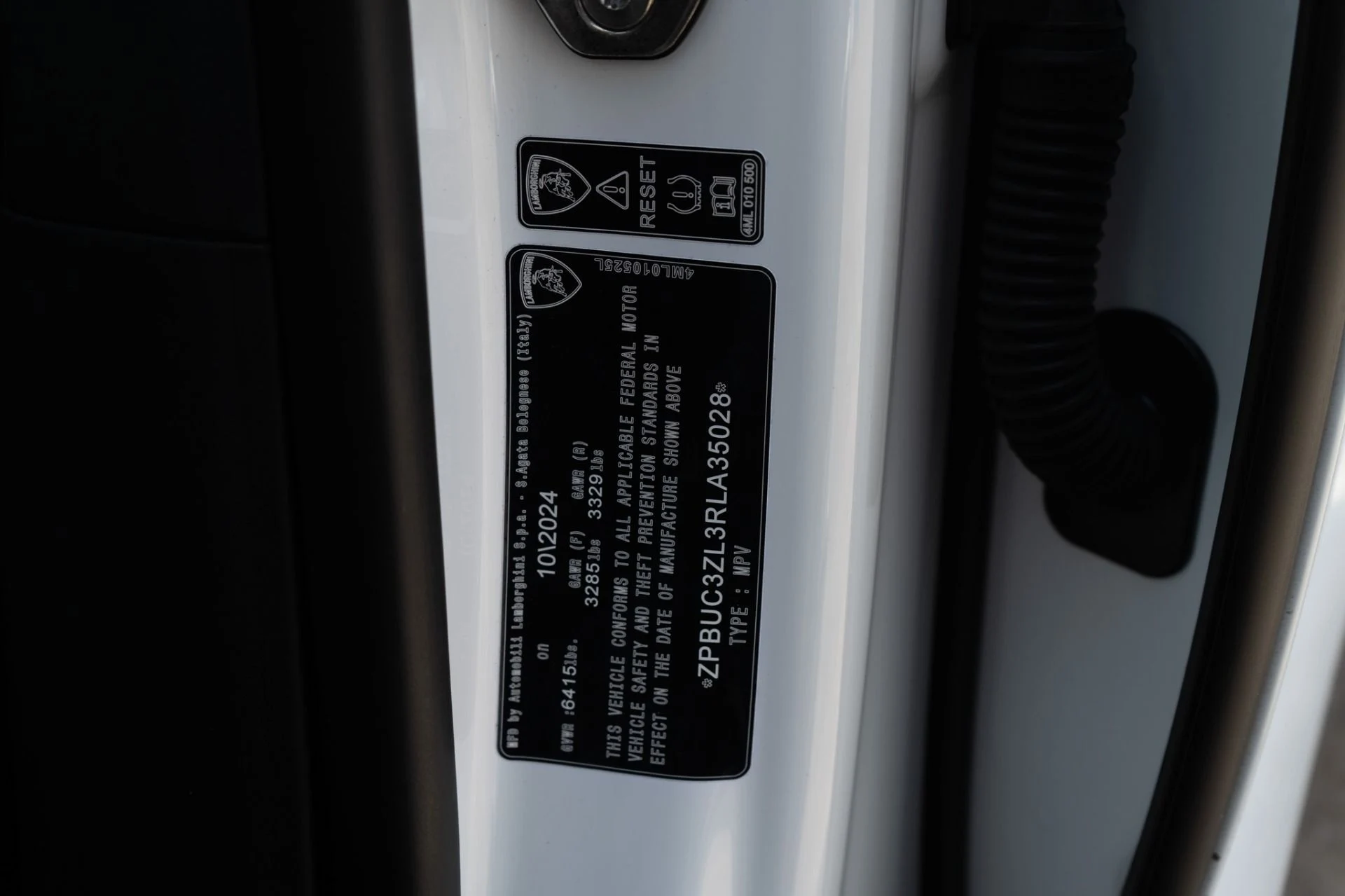 mph042_363661337_Used_2024_Lamborghini_Urus_Performante_1772145109_8434eab4d2