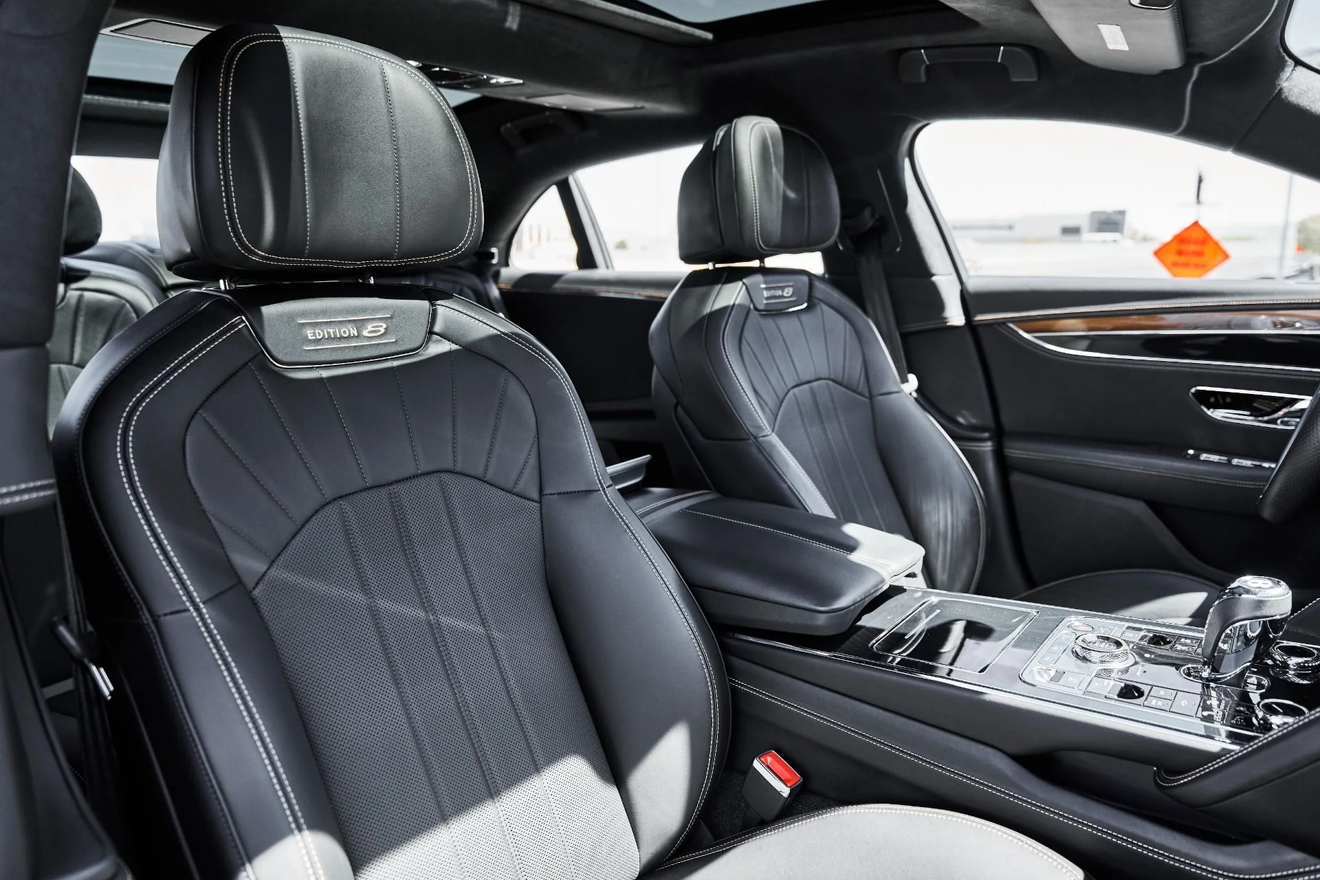 mph042_3652603293_Used_2024_Bentley_Flying_Spur_1782150695_56ecee07a0