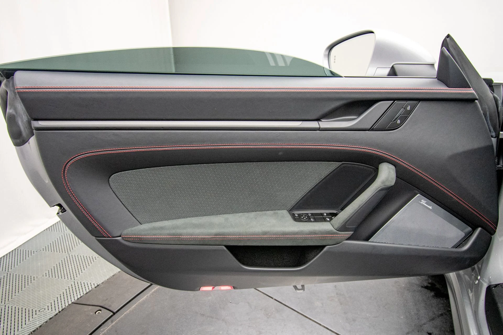 mph042_3675896643_1dcc0b43ec2343e792f80fe2fff3ba9c_a8908ec7f5