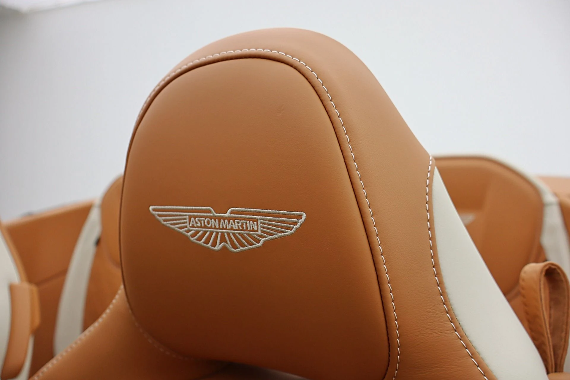 mph042_3689568734_New_2026_Aston_Martin_DB_12_Volante_940e282f3c