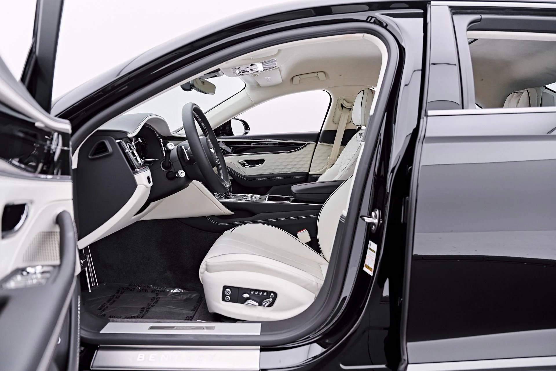 mph042_3718019118_Used_2025_Bentley_Flying_Spur_Speed_1786412228_bf9b14ba2d