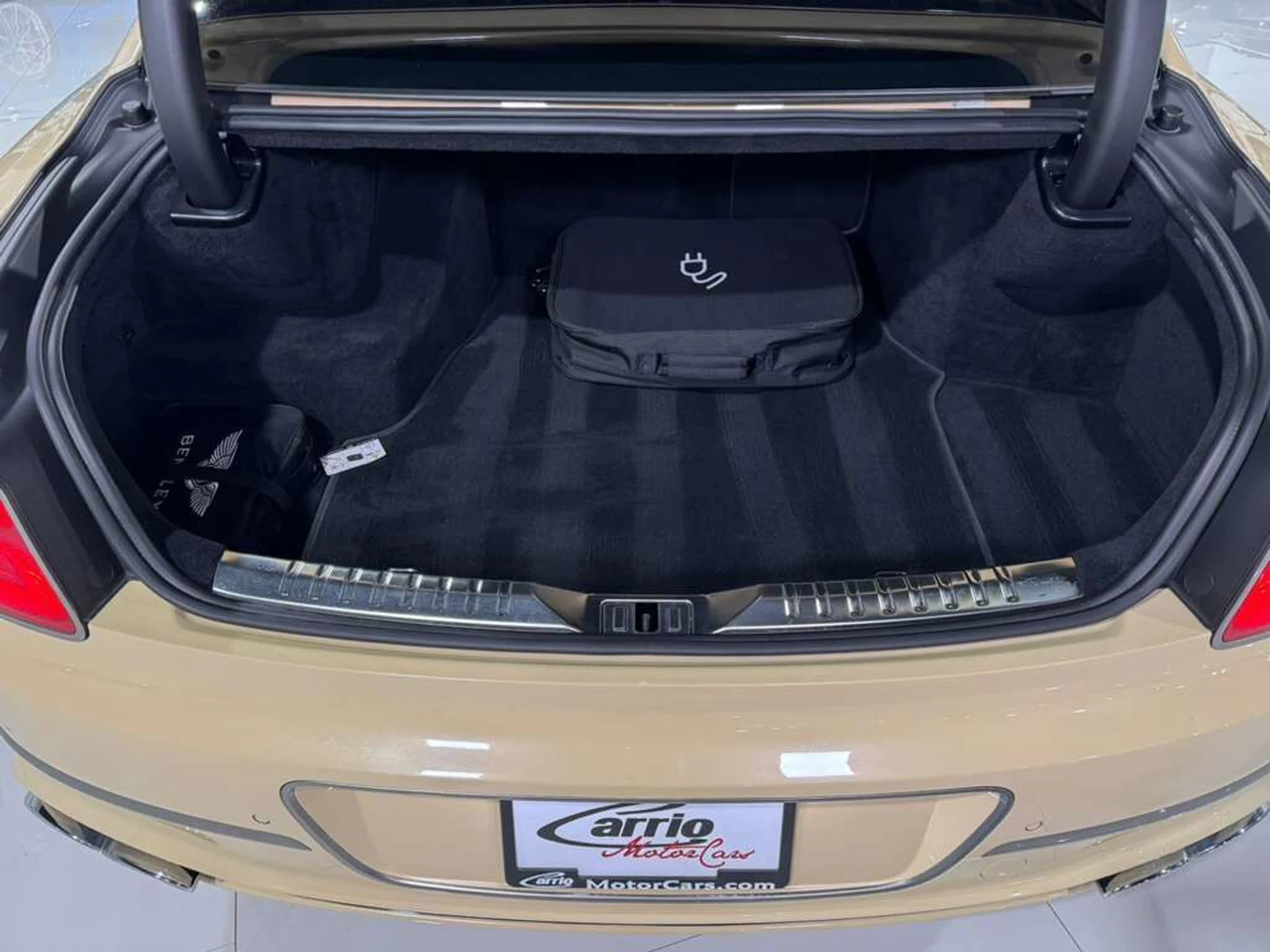 mph042_3723321170_91e29df1825523dc5c63e503253ec275_3563281065