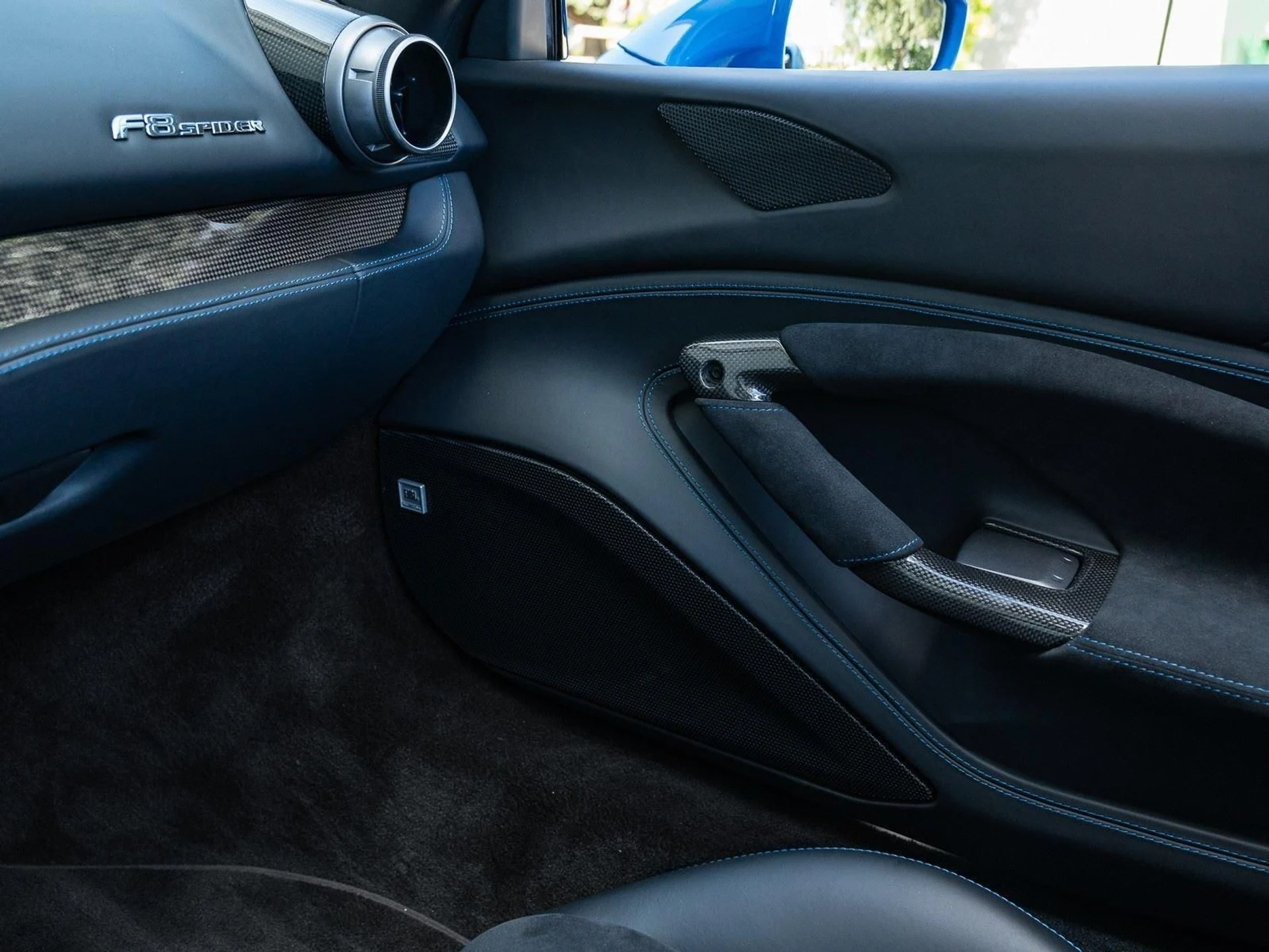 mph042_3726565594_Used_2021_Ferrari_F8_Spider_1773864568_bab526e31c